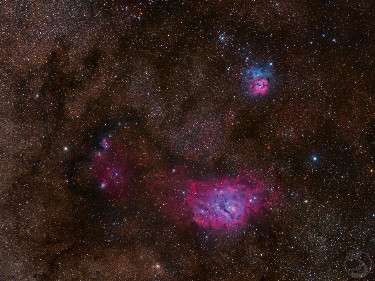 礁湖星云和三叶星云