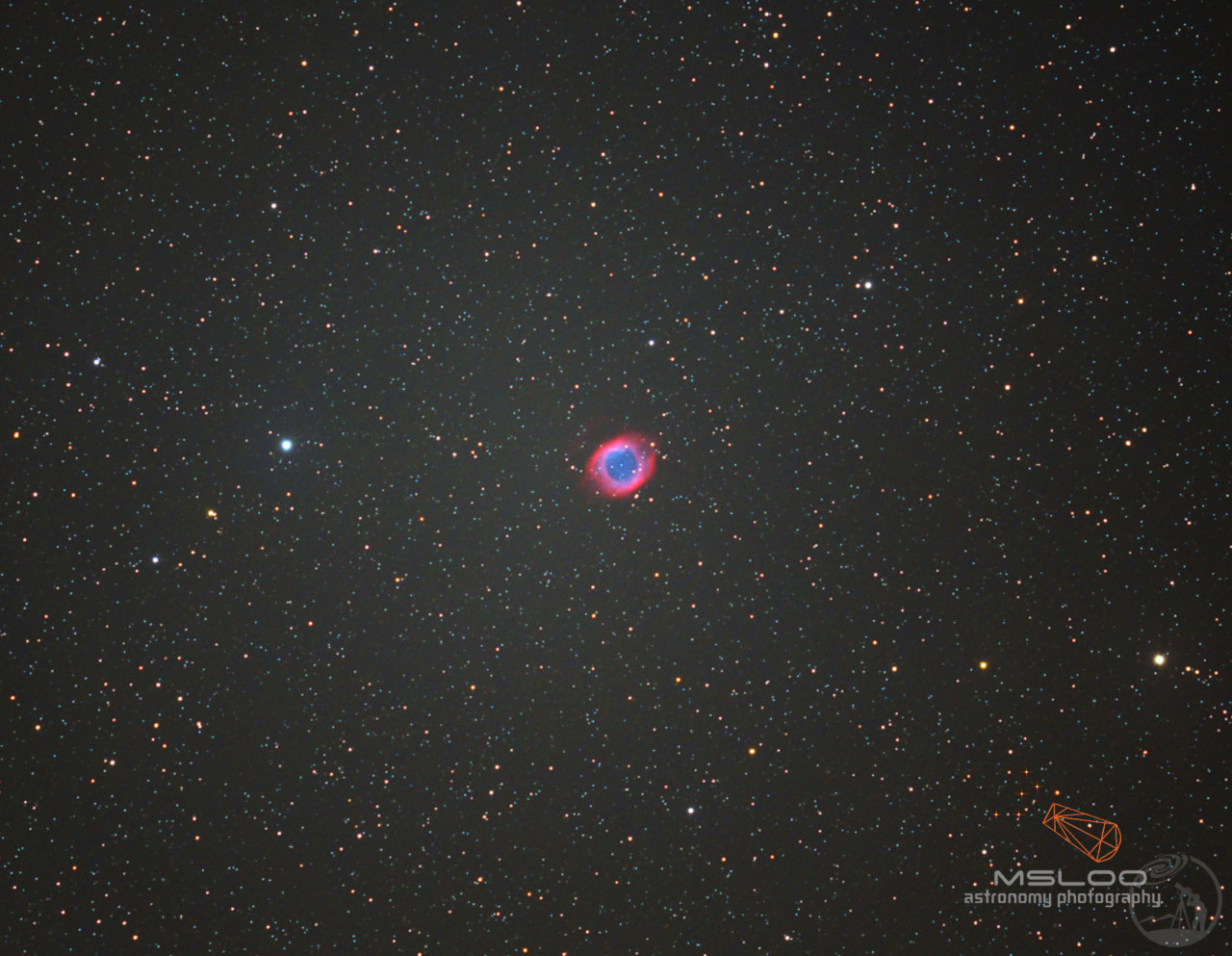 NGC7293上帝之眼星云