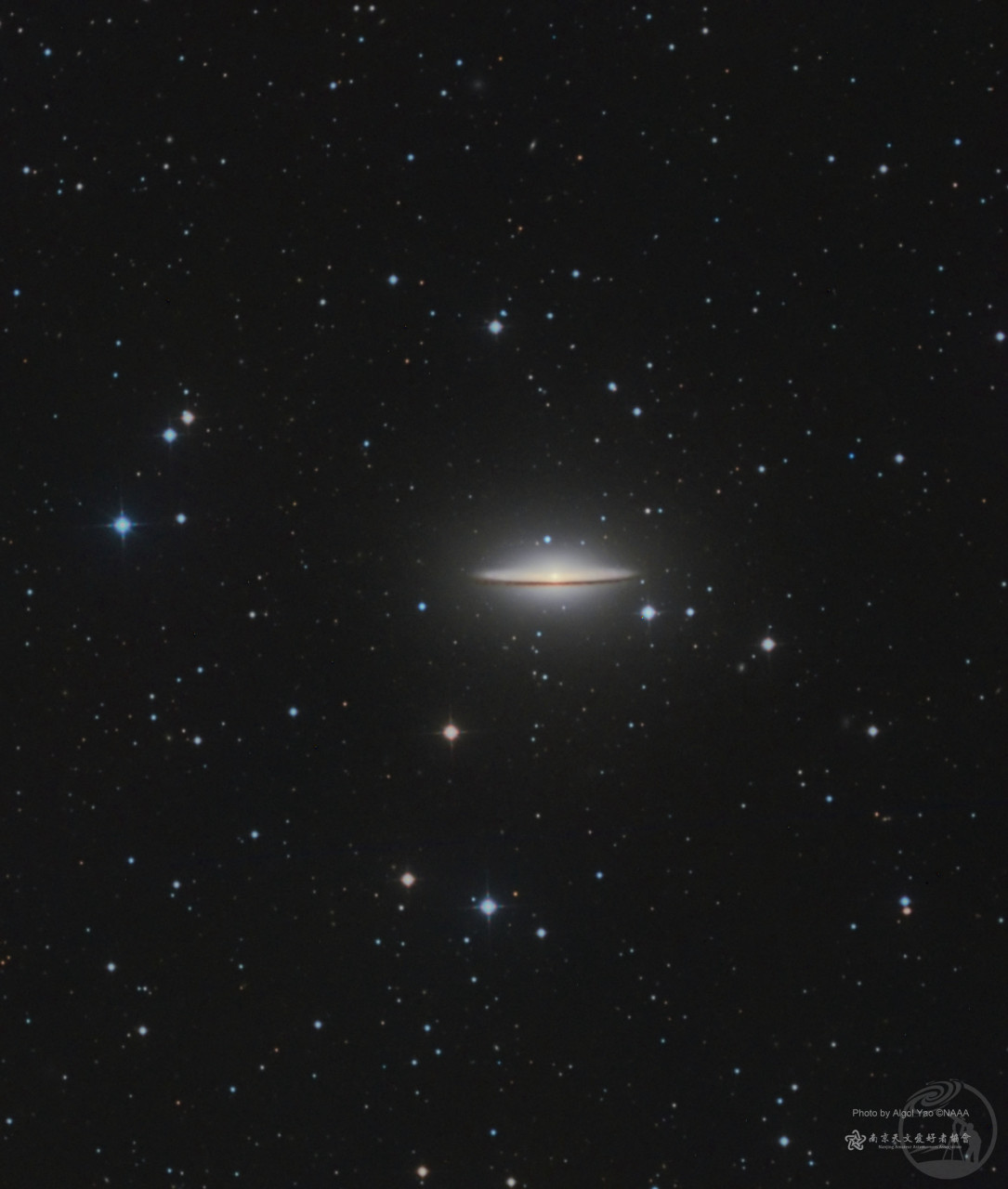 M104草帽星系
