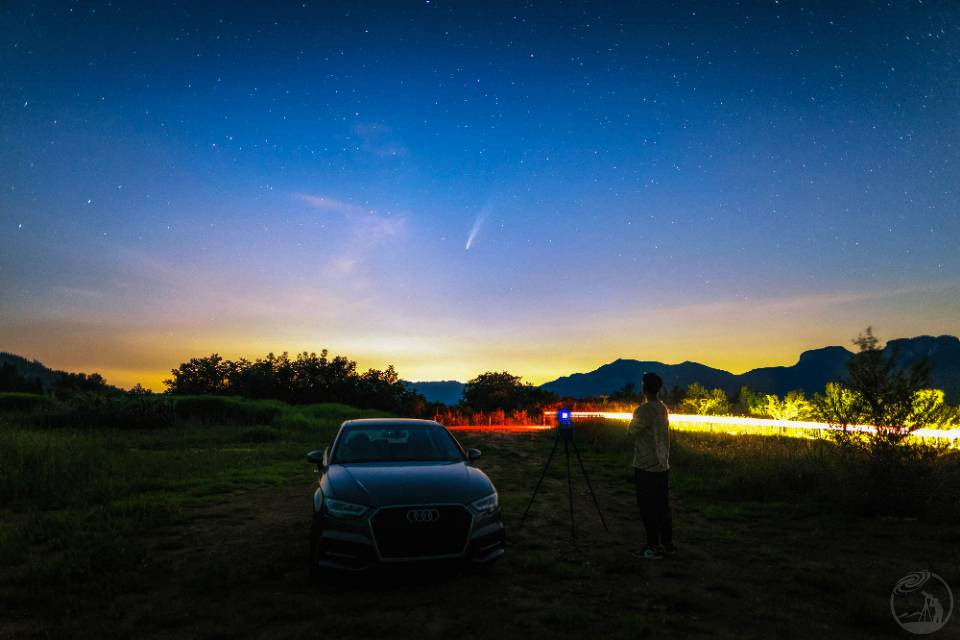 Neowise C/2020 f3 彗星