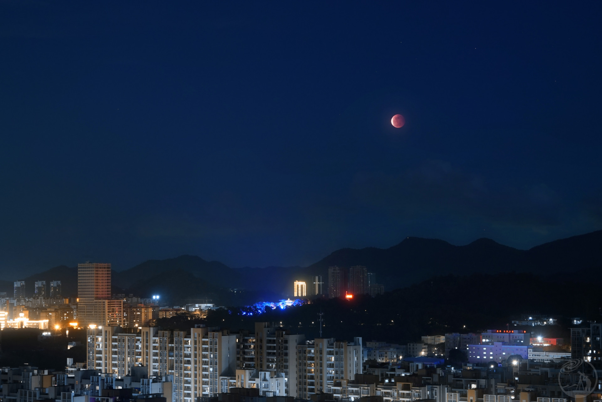 5.26月全食(3)