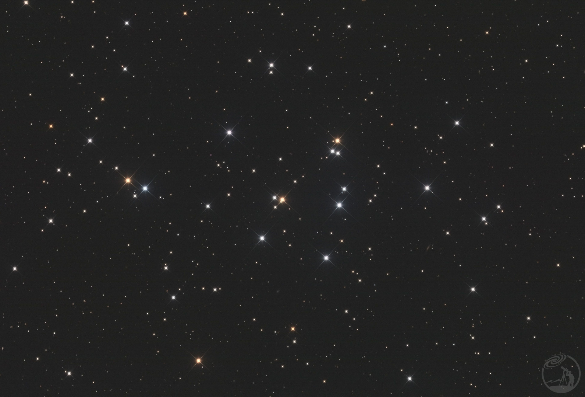 M44