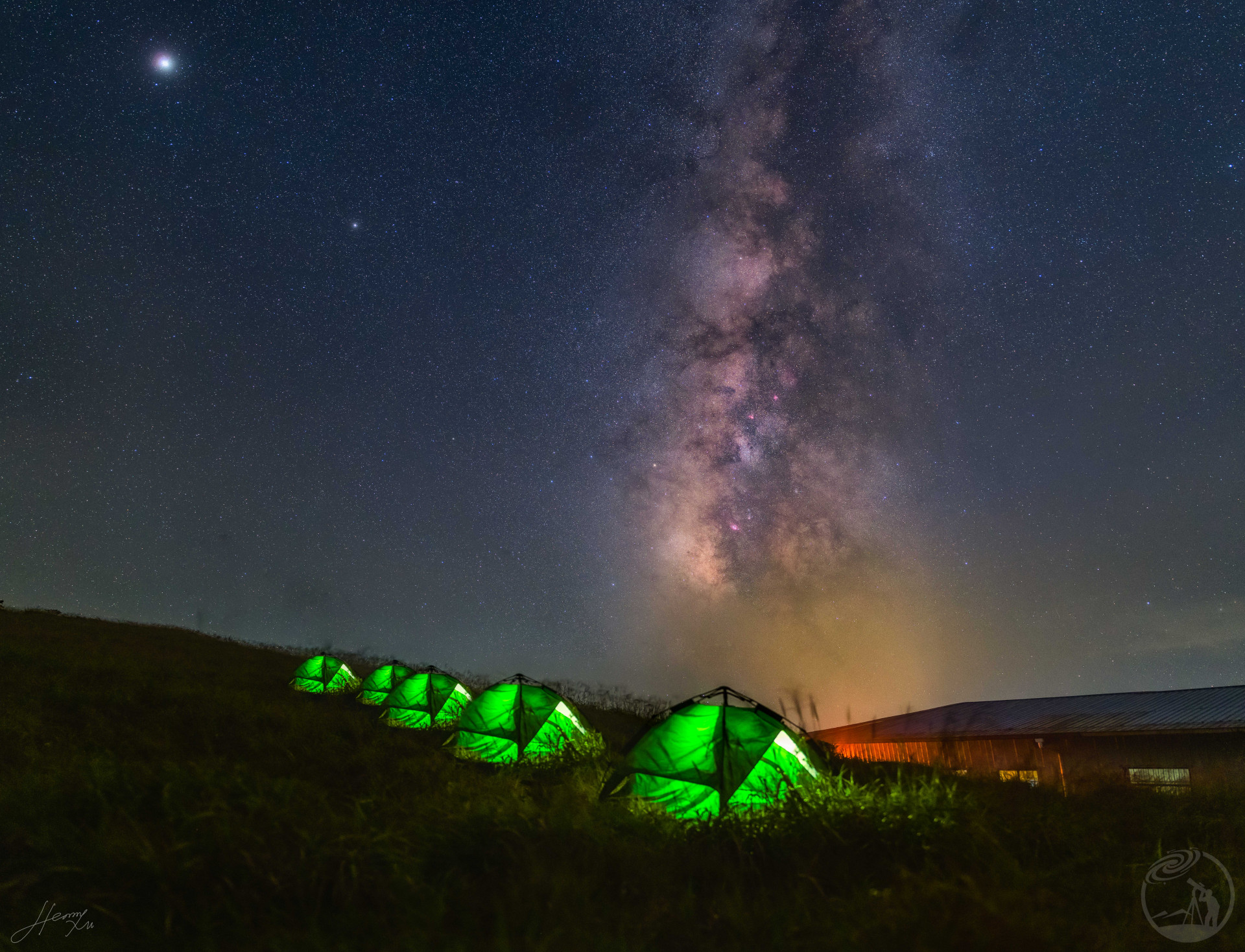 帐篷营地星空