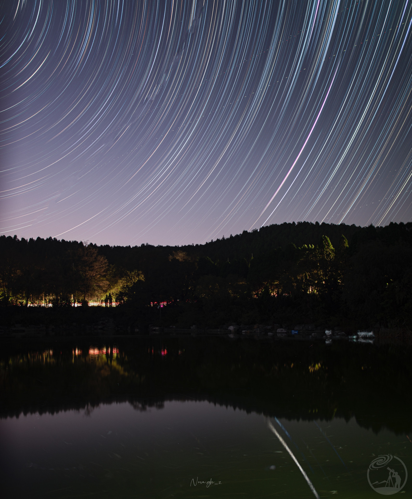 试试星轨能否映出倒影