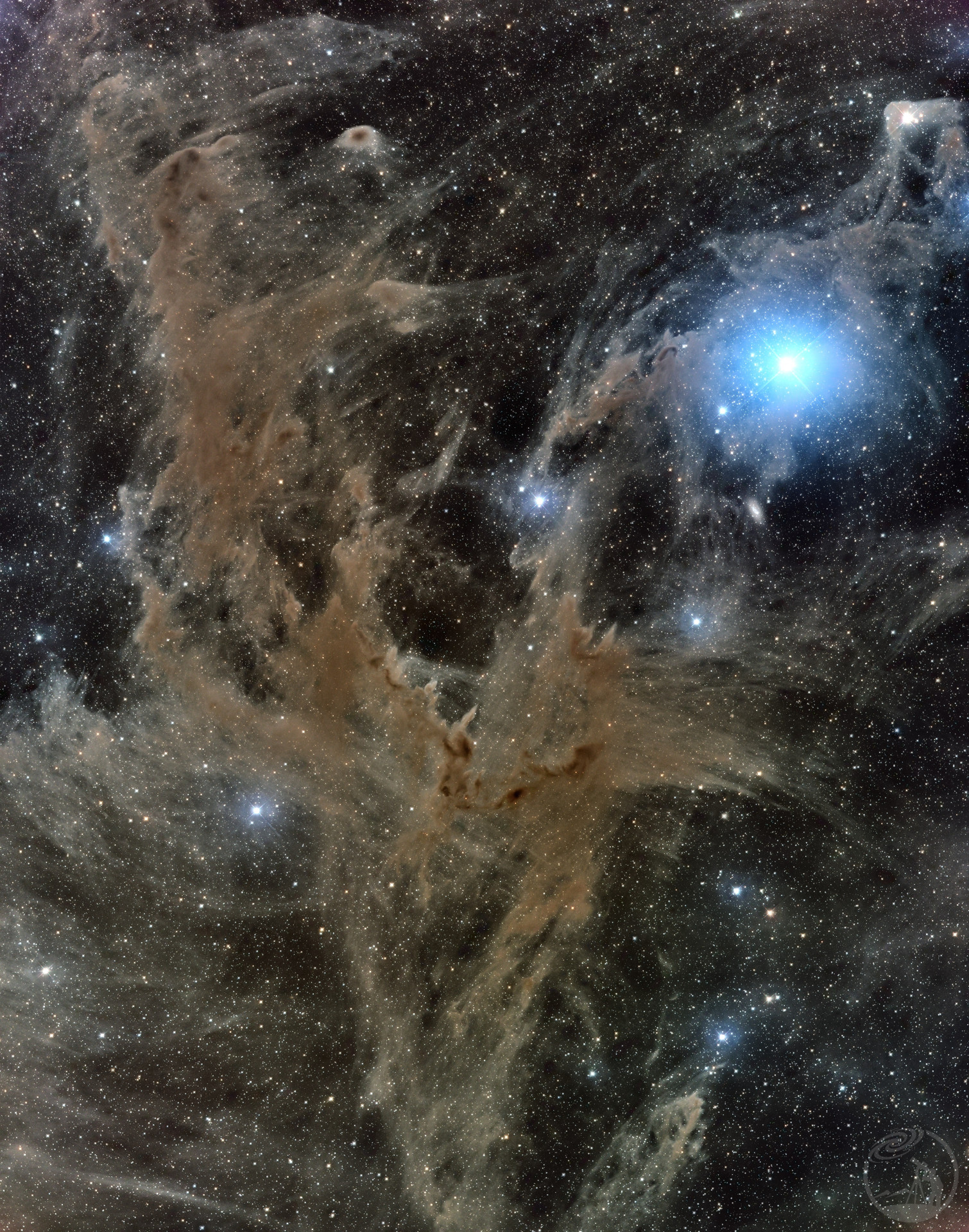 IC3104 胜利暗星云