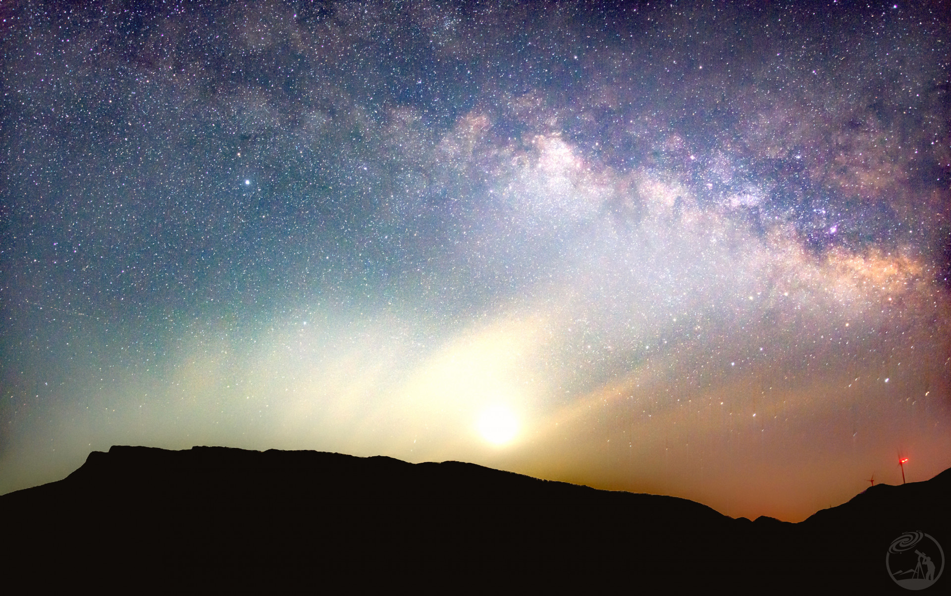 九峰山的银河与启明星