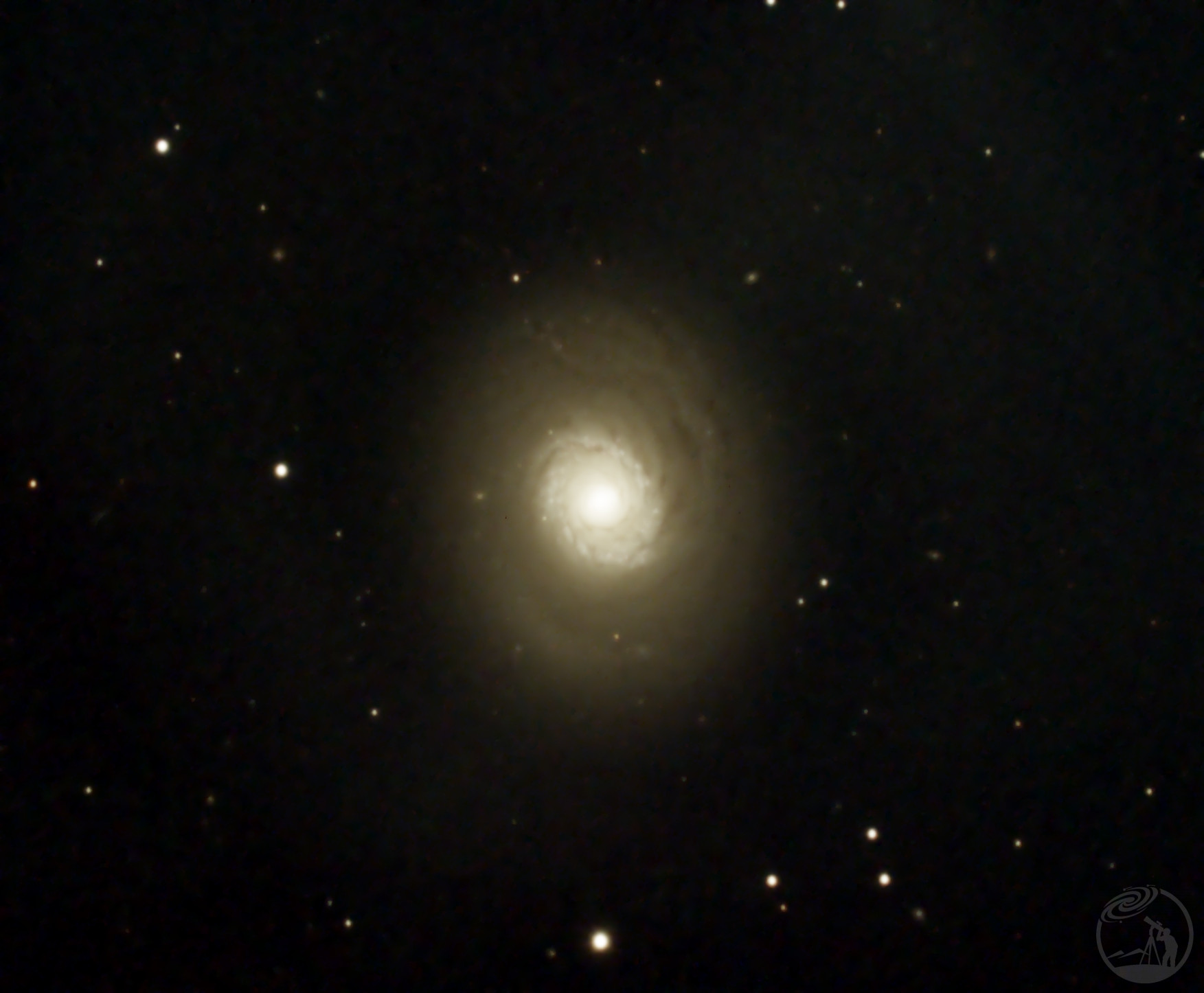M94 鳄鱼眼星系