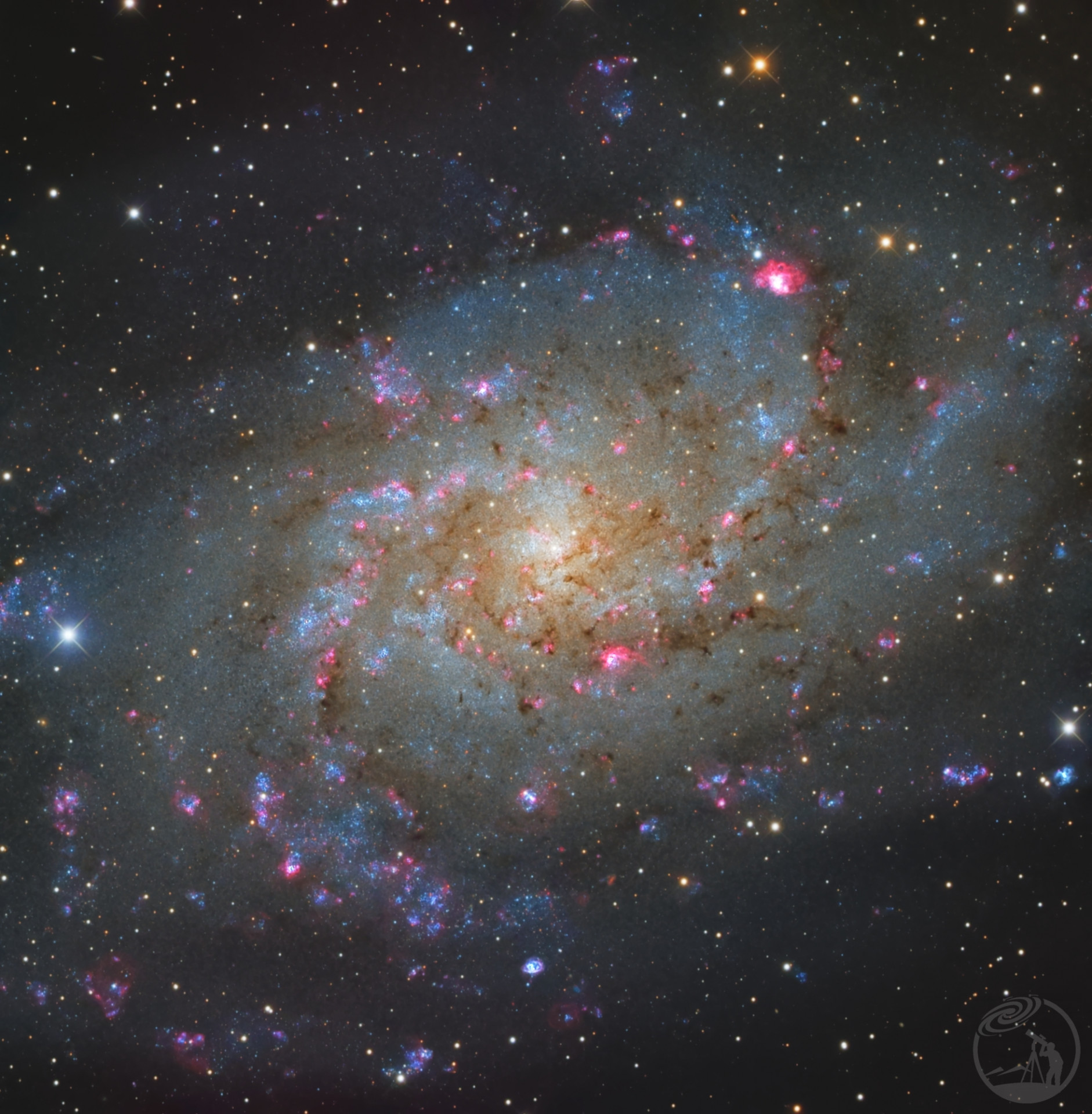 M33三角座星系RGB版