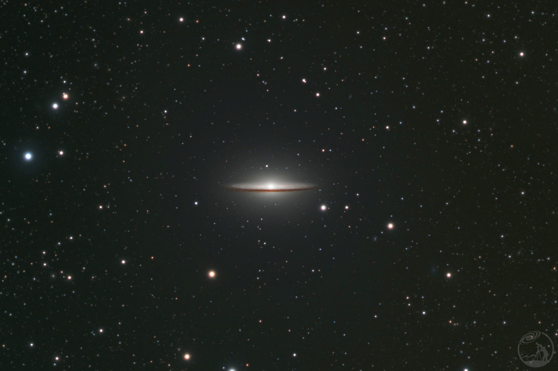 M104草帽星系