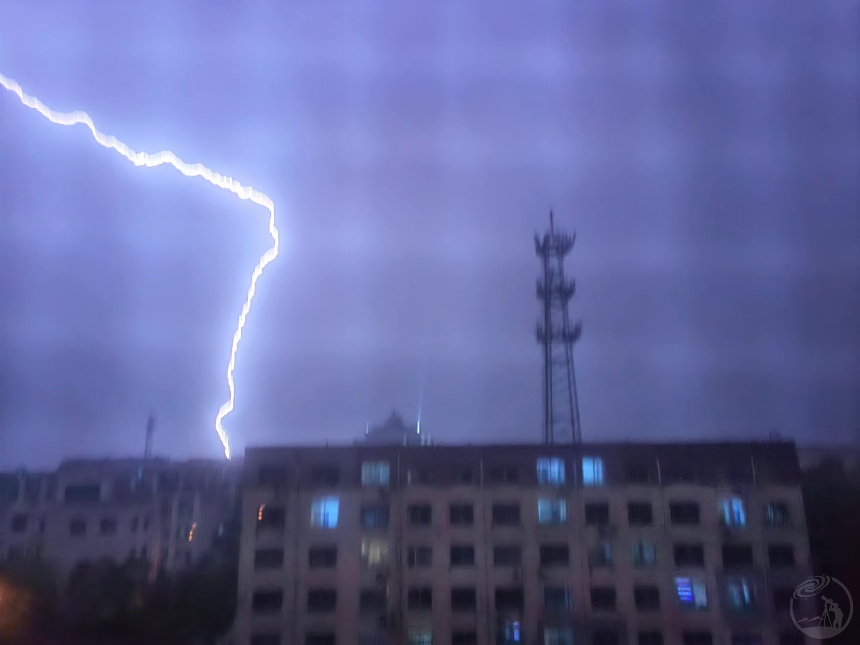 炸雷呀