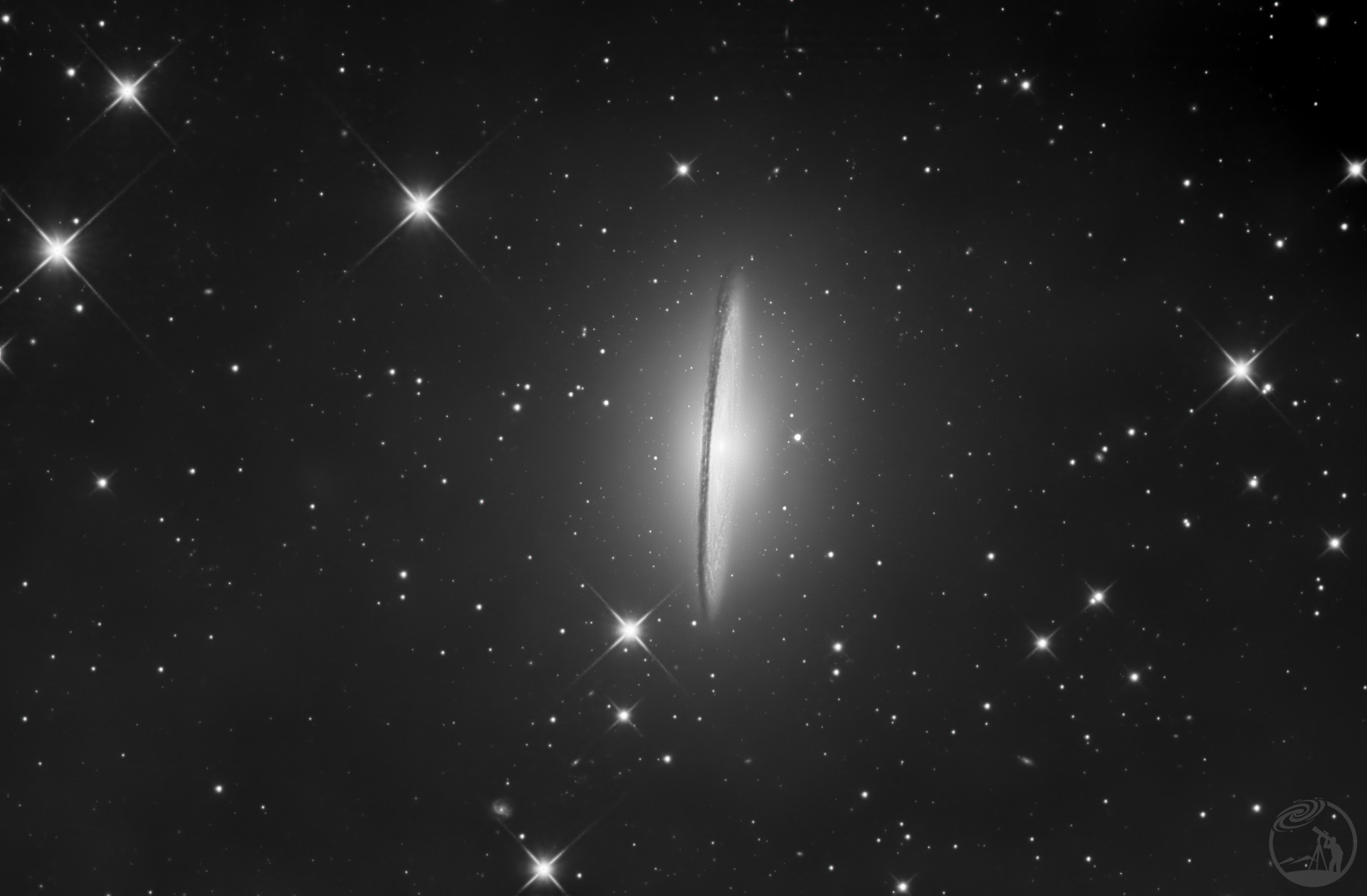 Sombrero Galaxy ( M104 )