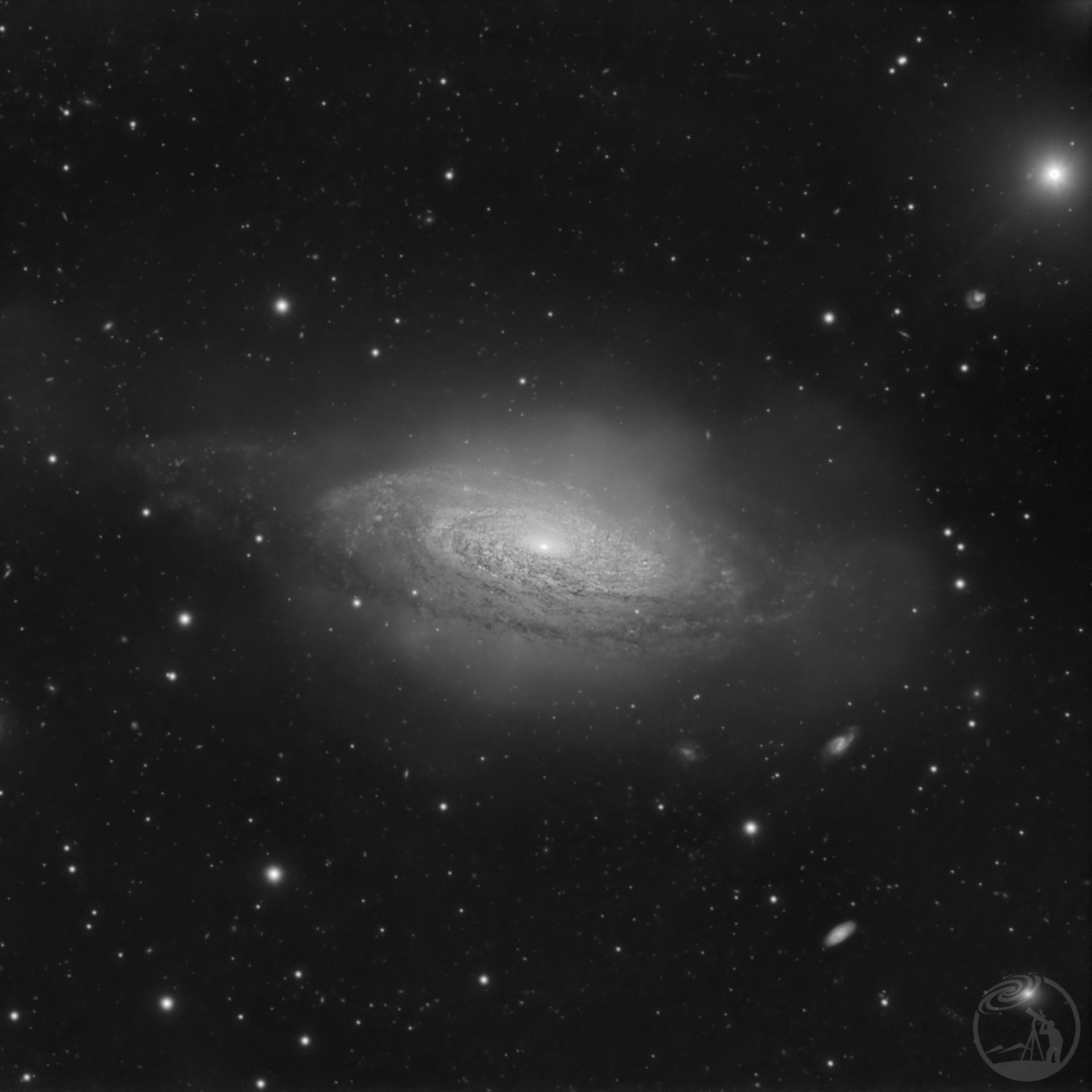 NGC3521