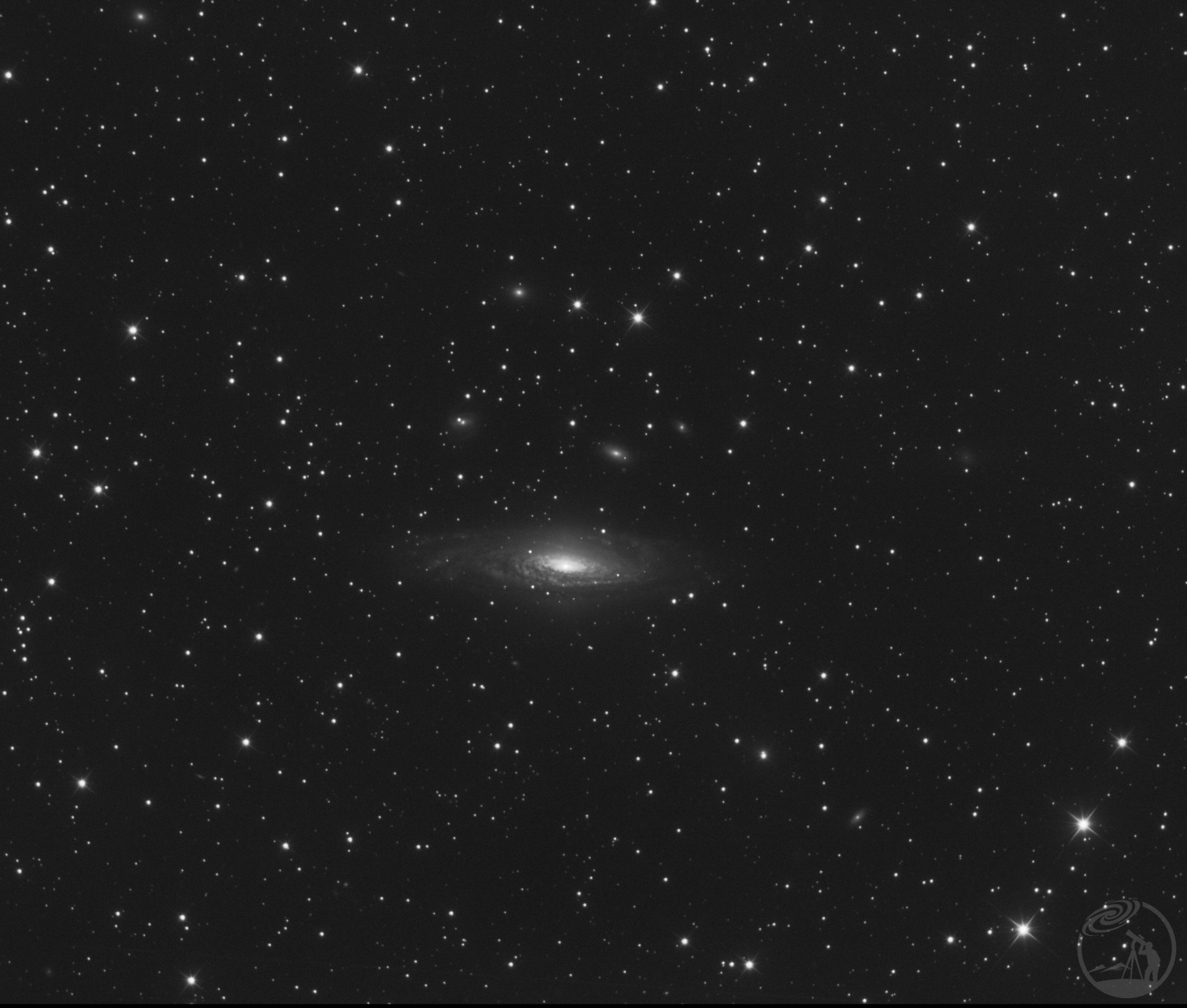 ngc7331鹿舔星系群