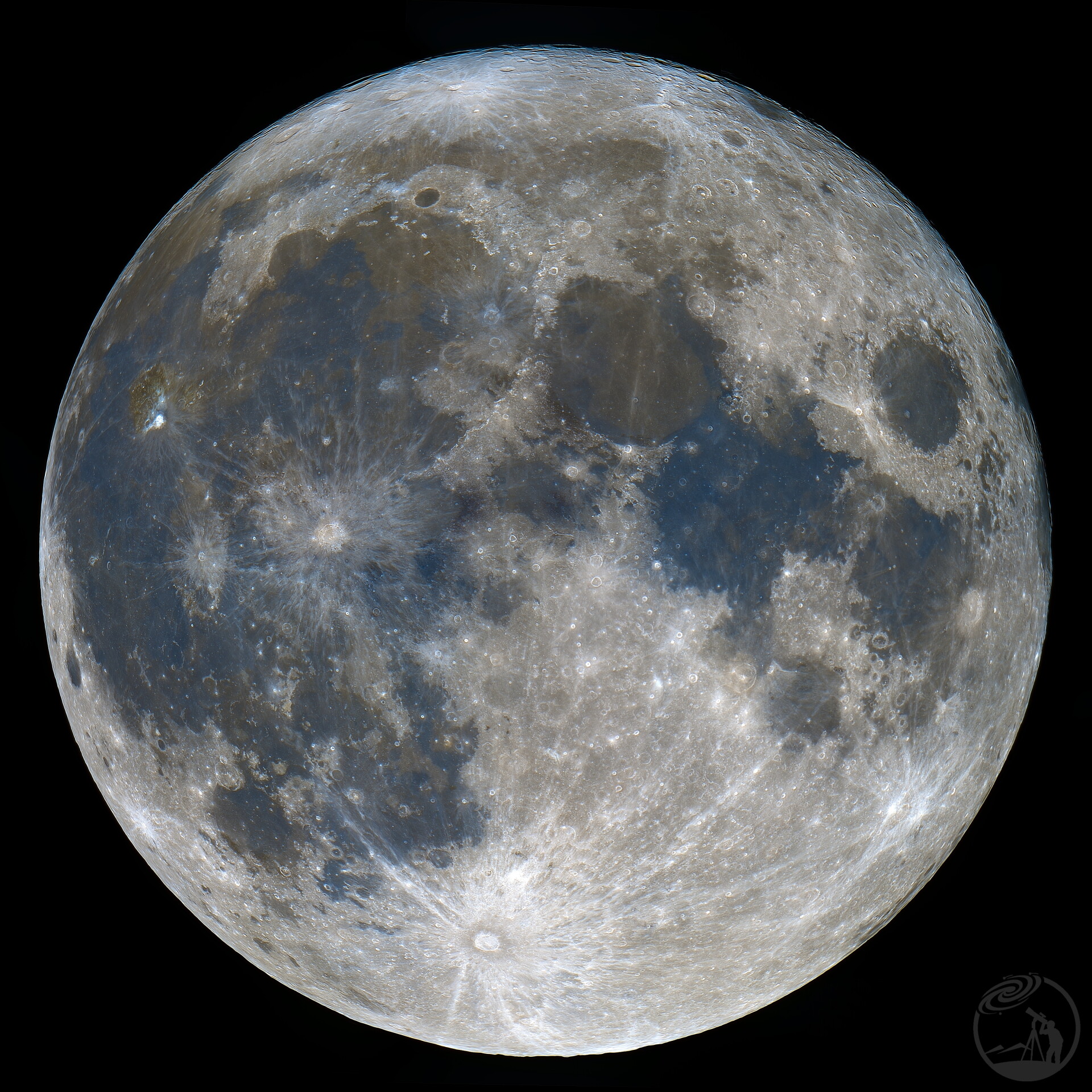 8SE的首张月面马赛克