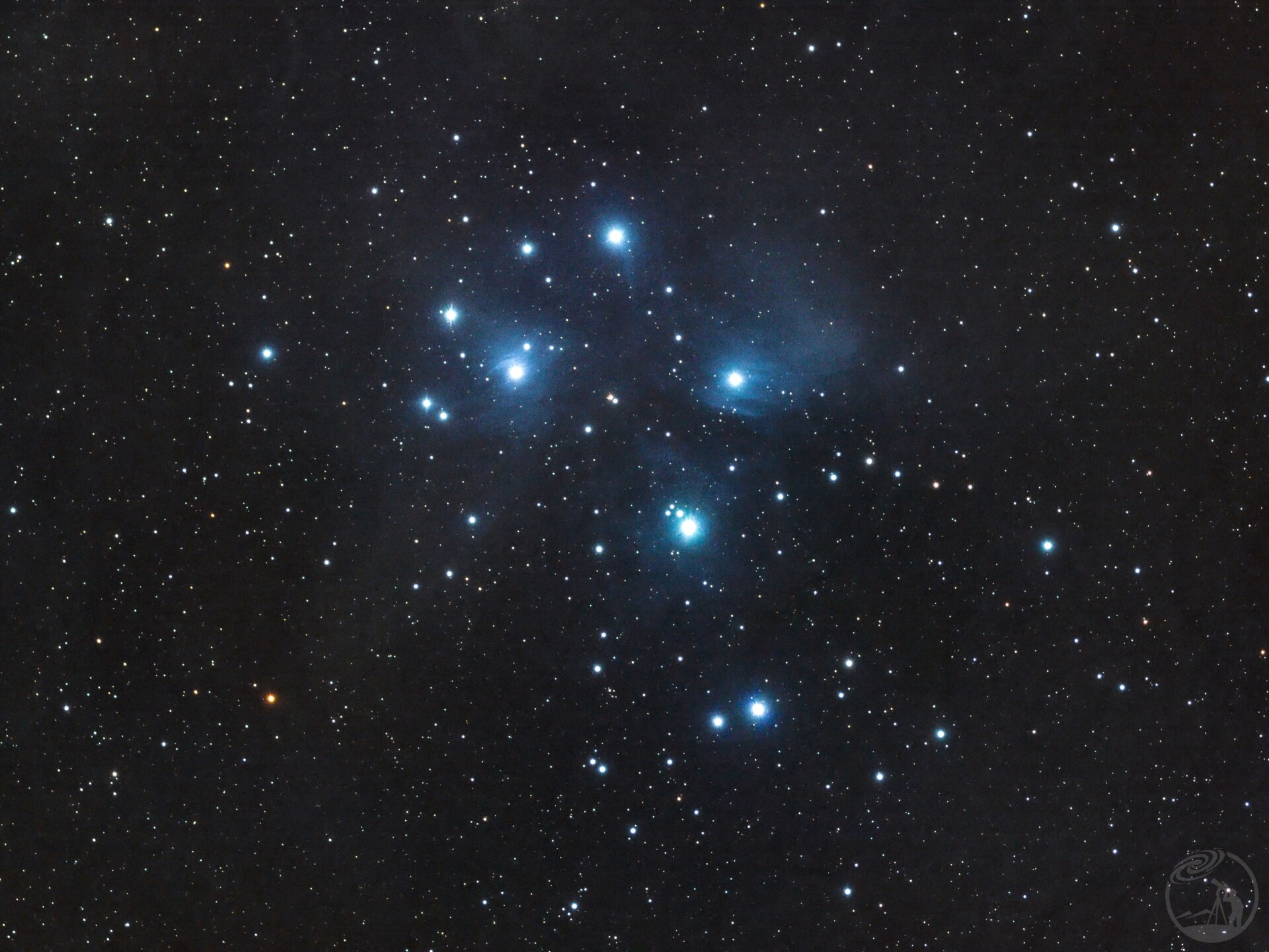 M45 昴星团