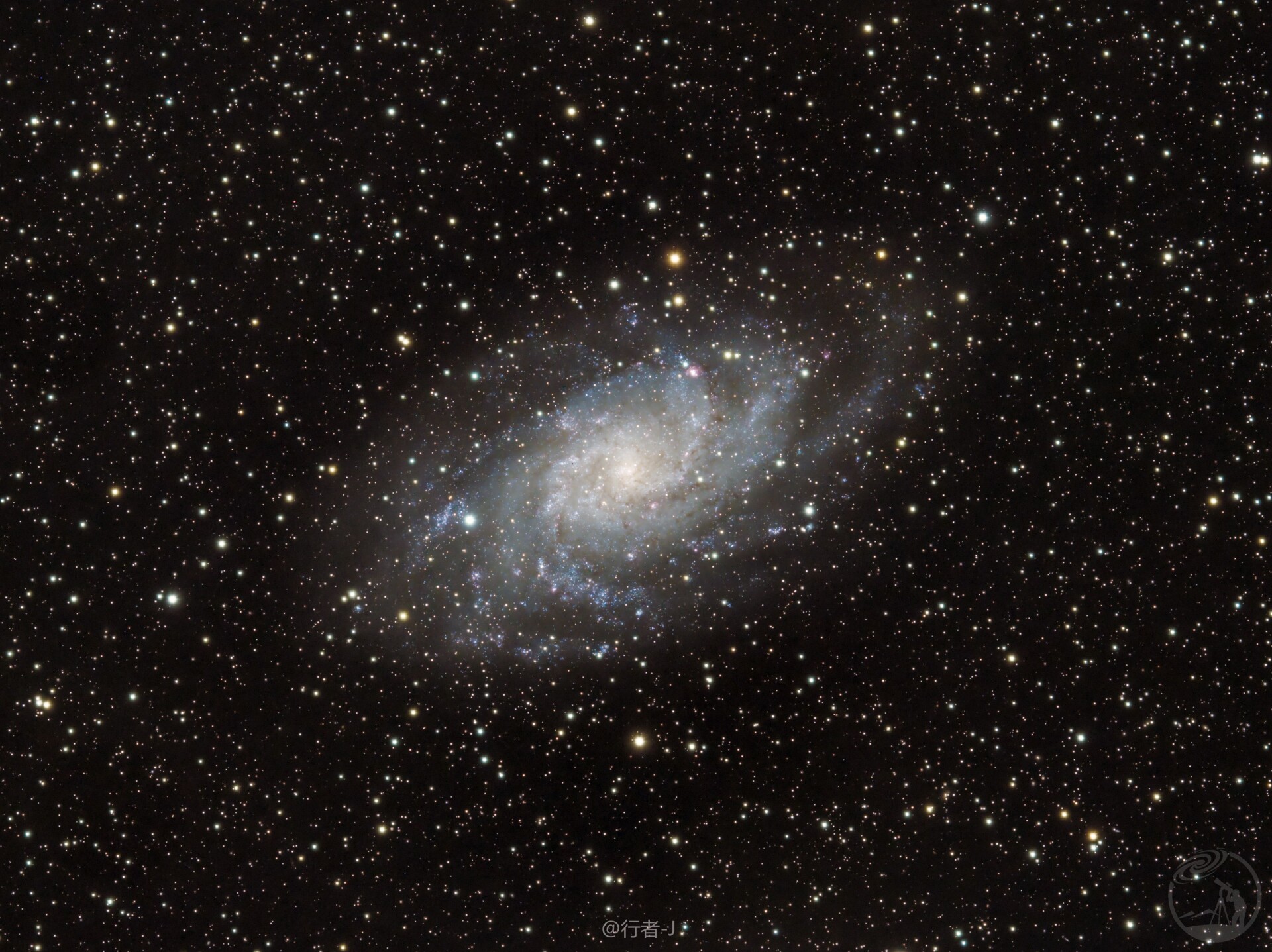 M33 三角座星系