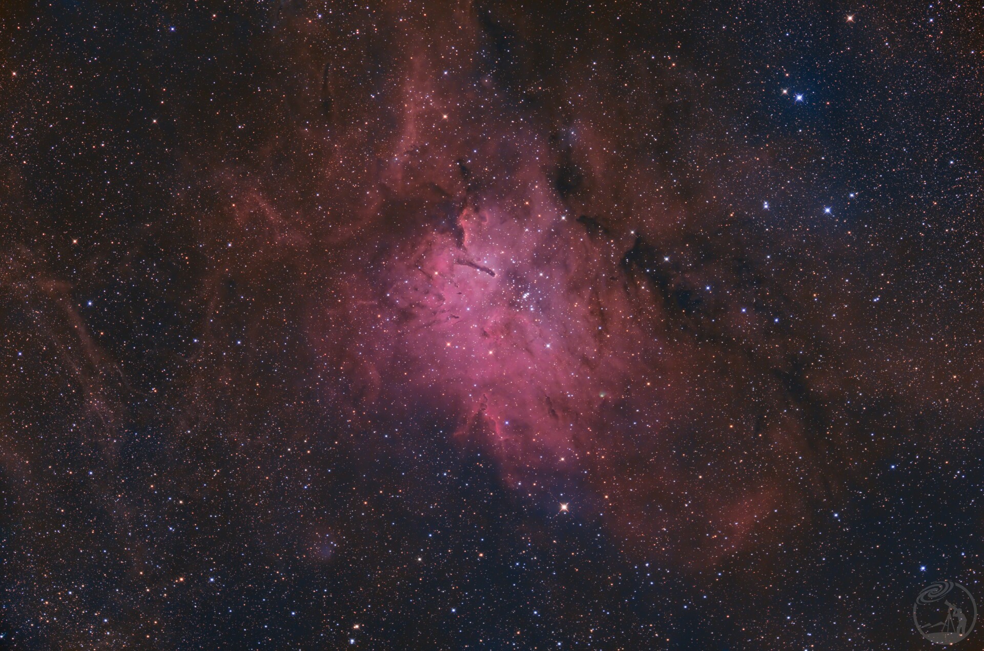 NGC6820狐狸座星云