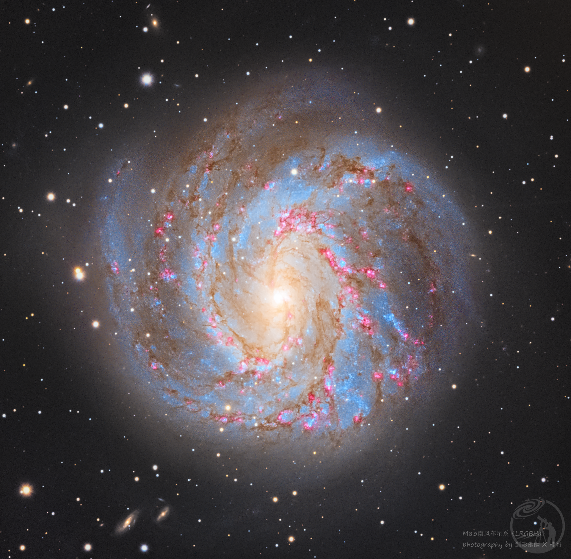 M83南风车星系