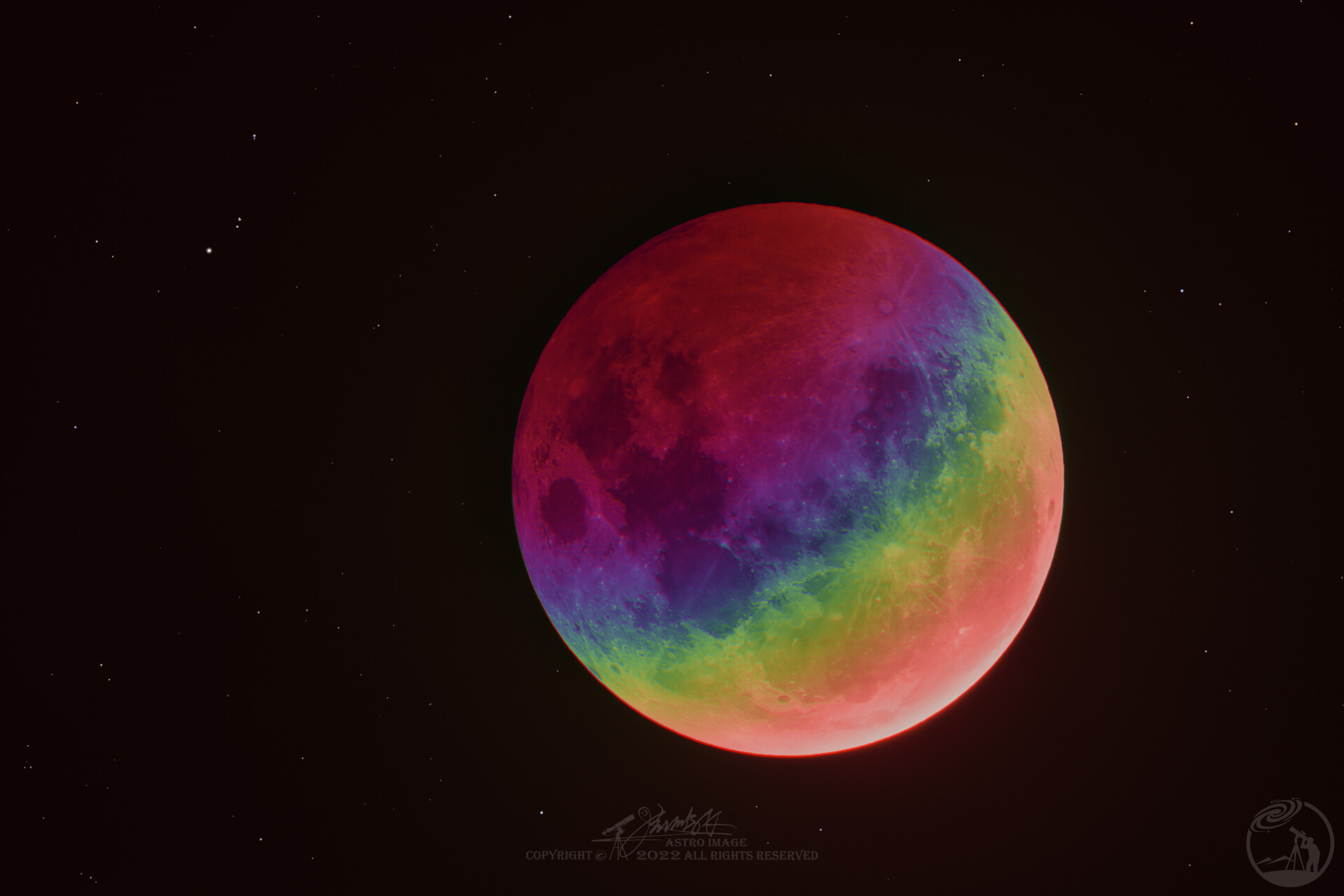 月食彩虹带