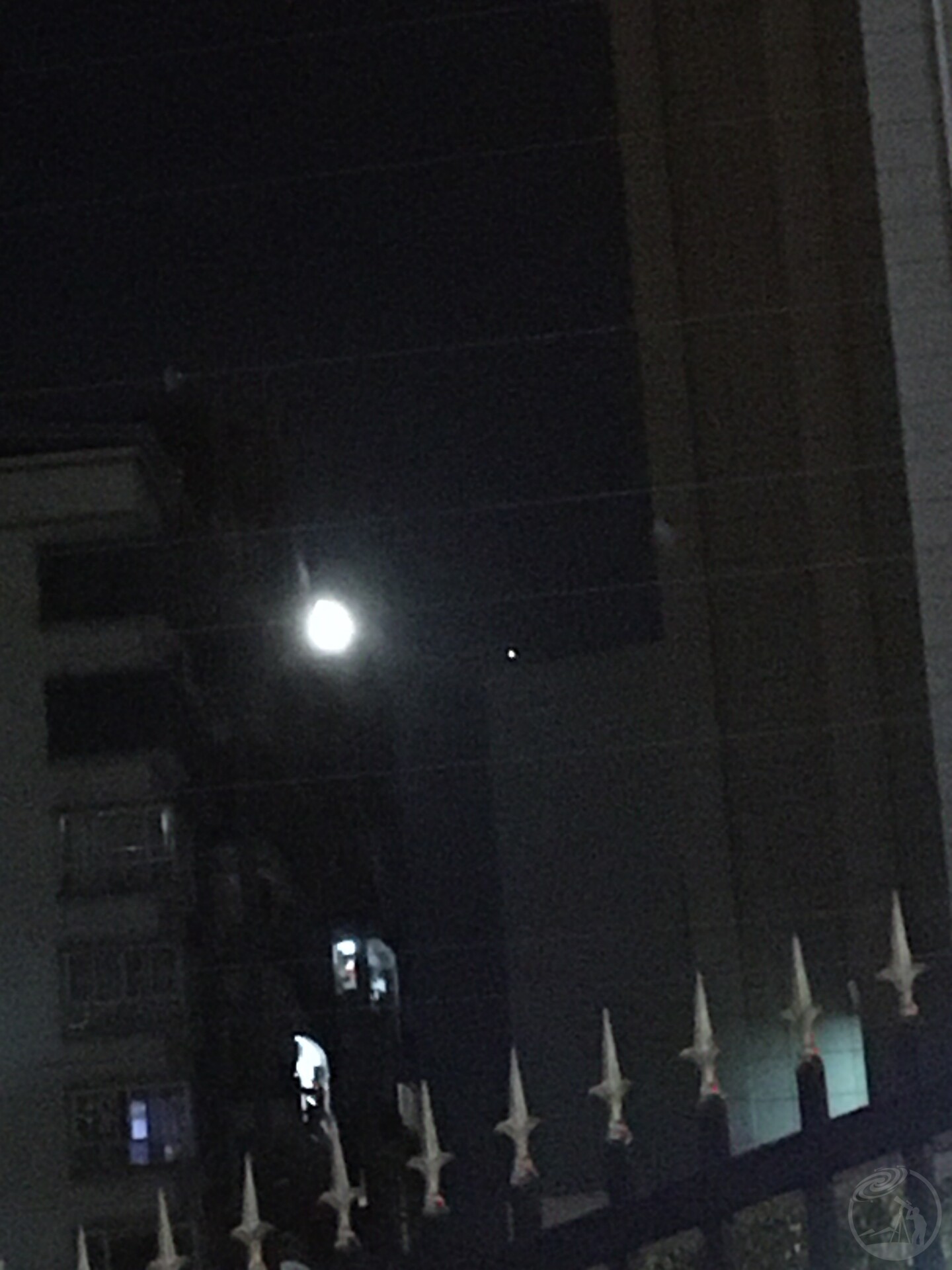 火星合月