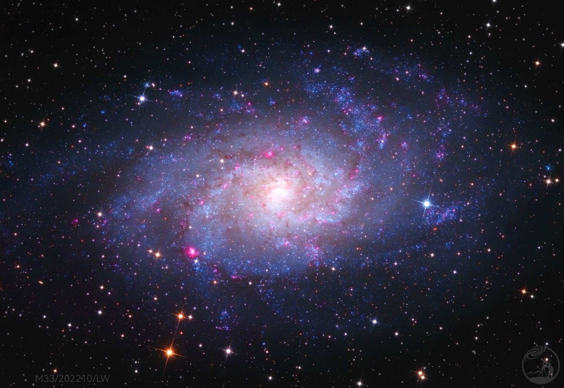 M33