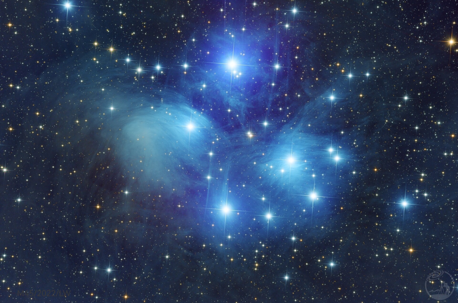 M45 昴星团