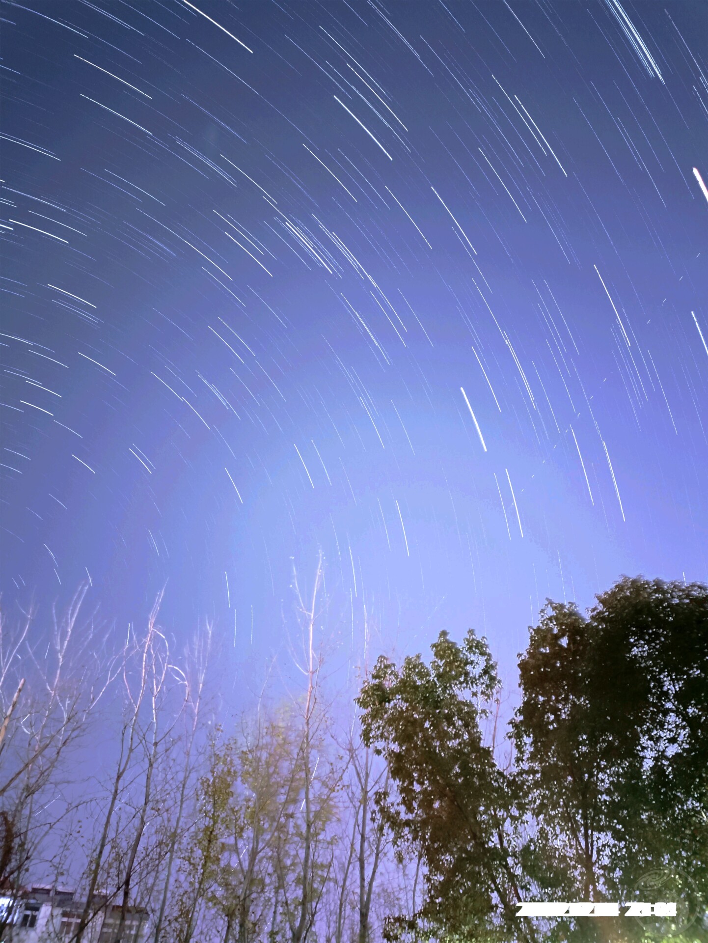 双子雨夜拍星轨