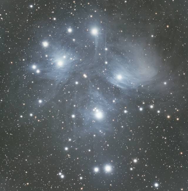 M45昴星团