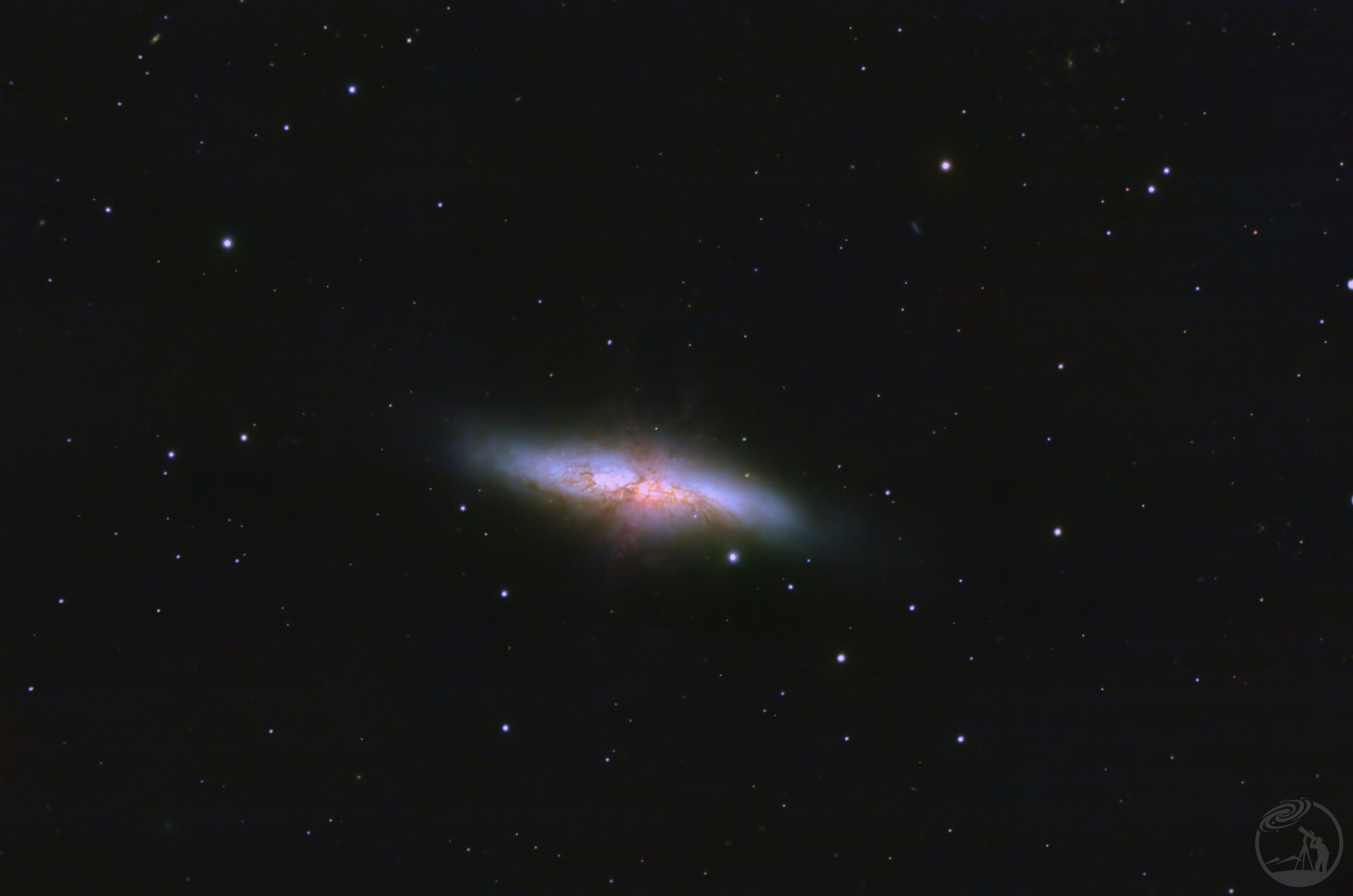 施卡深空：M82