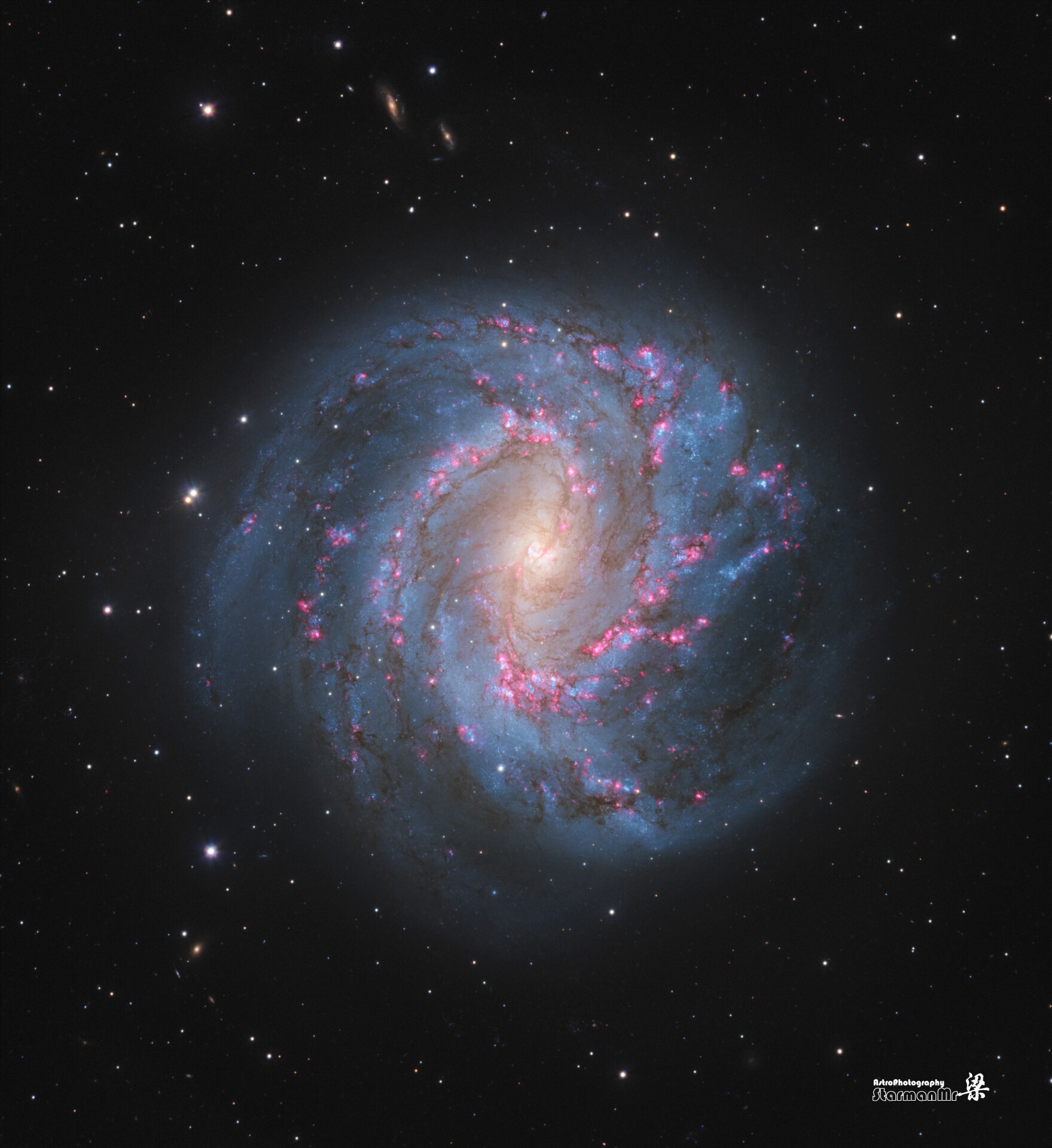 M83 南风车星系