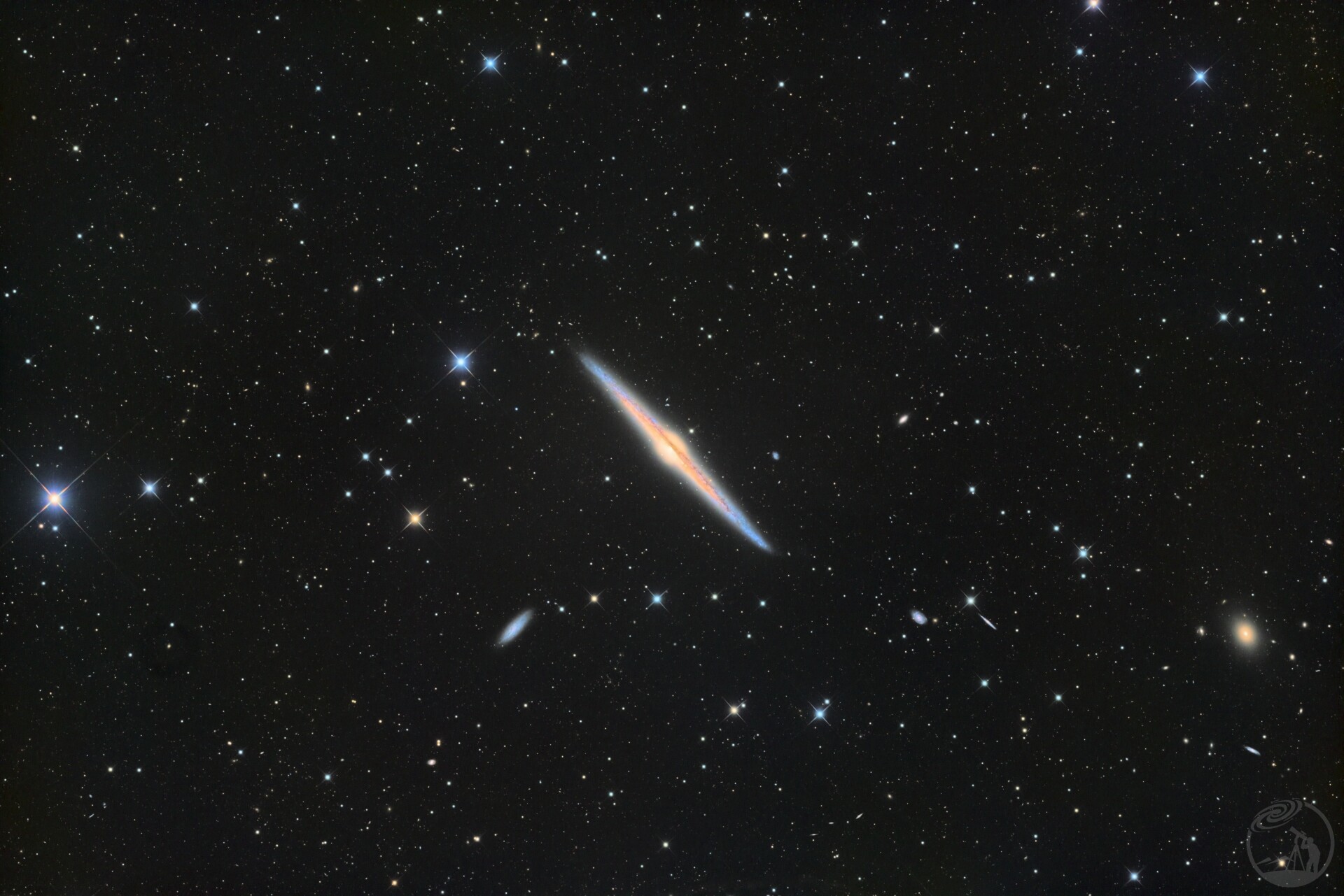 NGC4565 贝伦尼斯的发卡