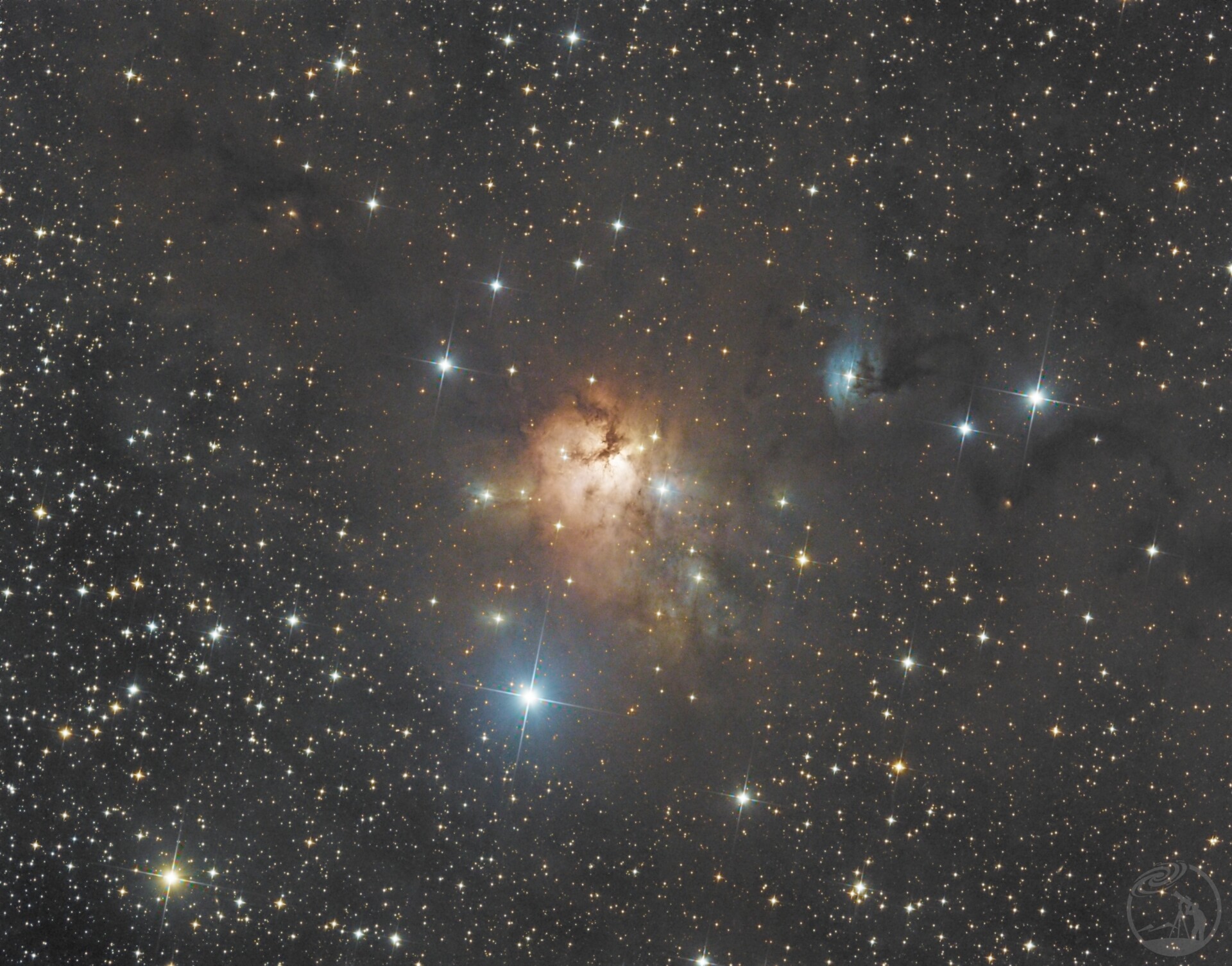 北三裂星云NGC1579