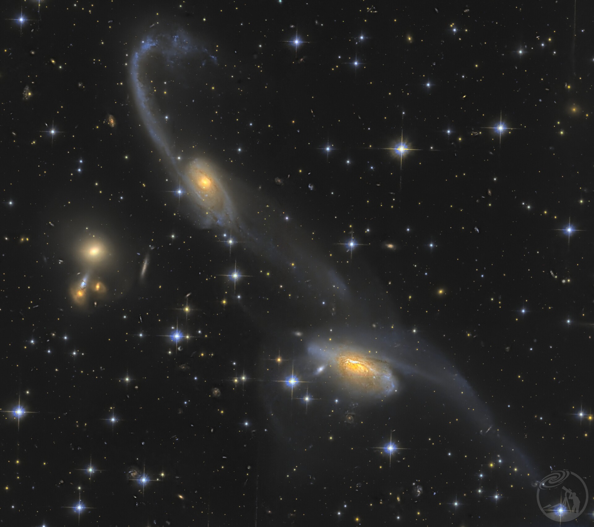 ESO069-IG006，黄色游泳镜