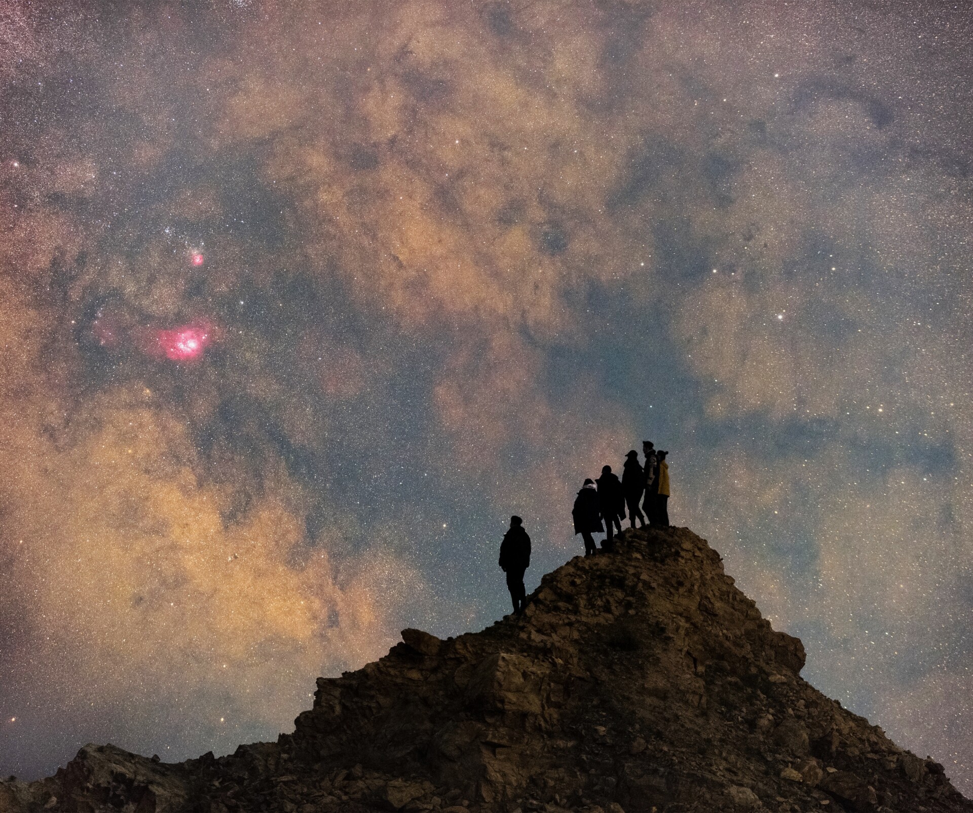 繁星下的我们