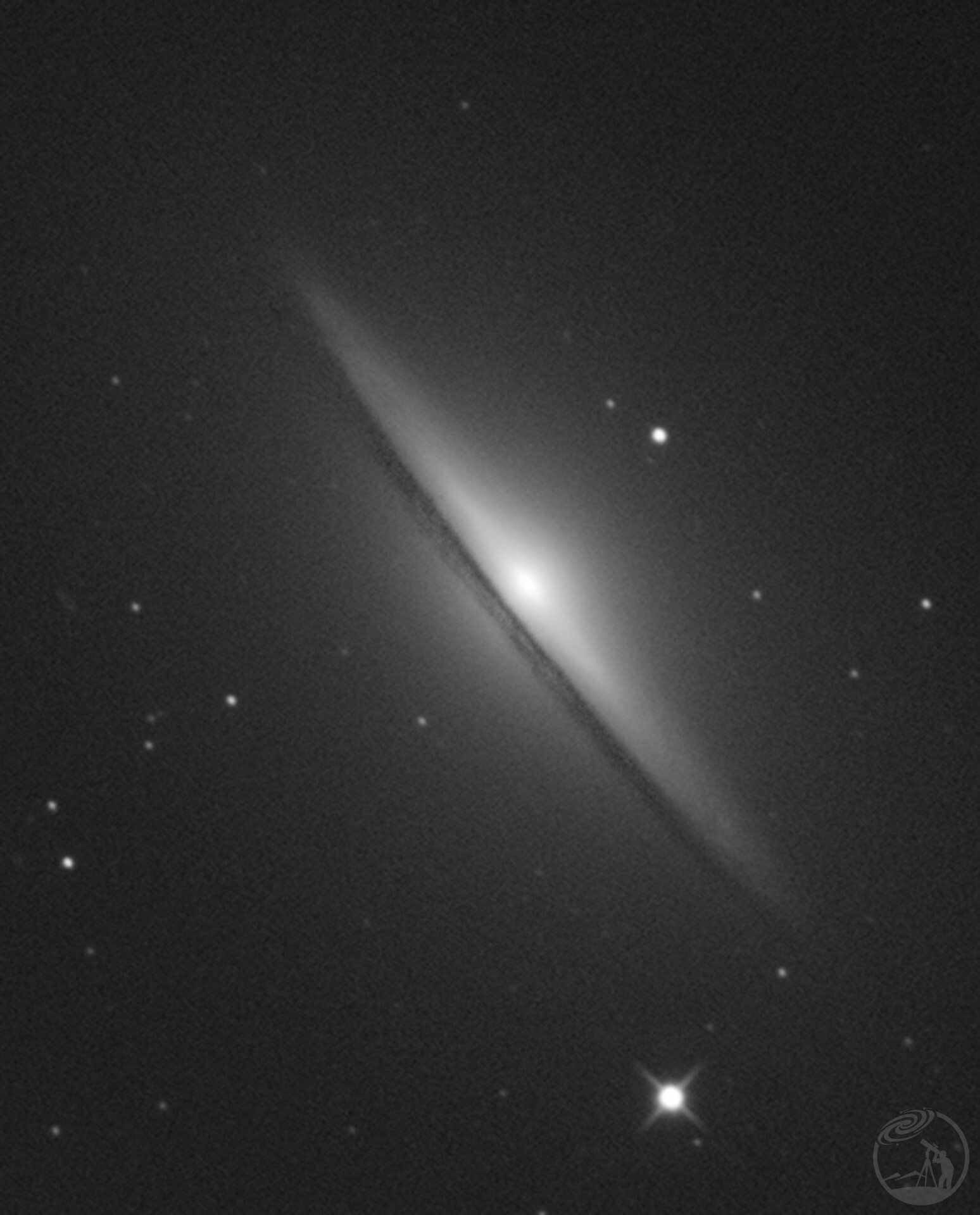 M104草帽星系
