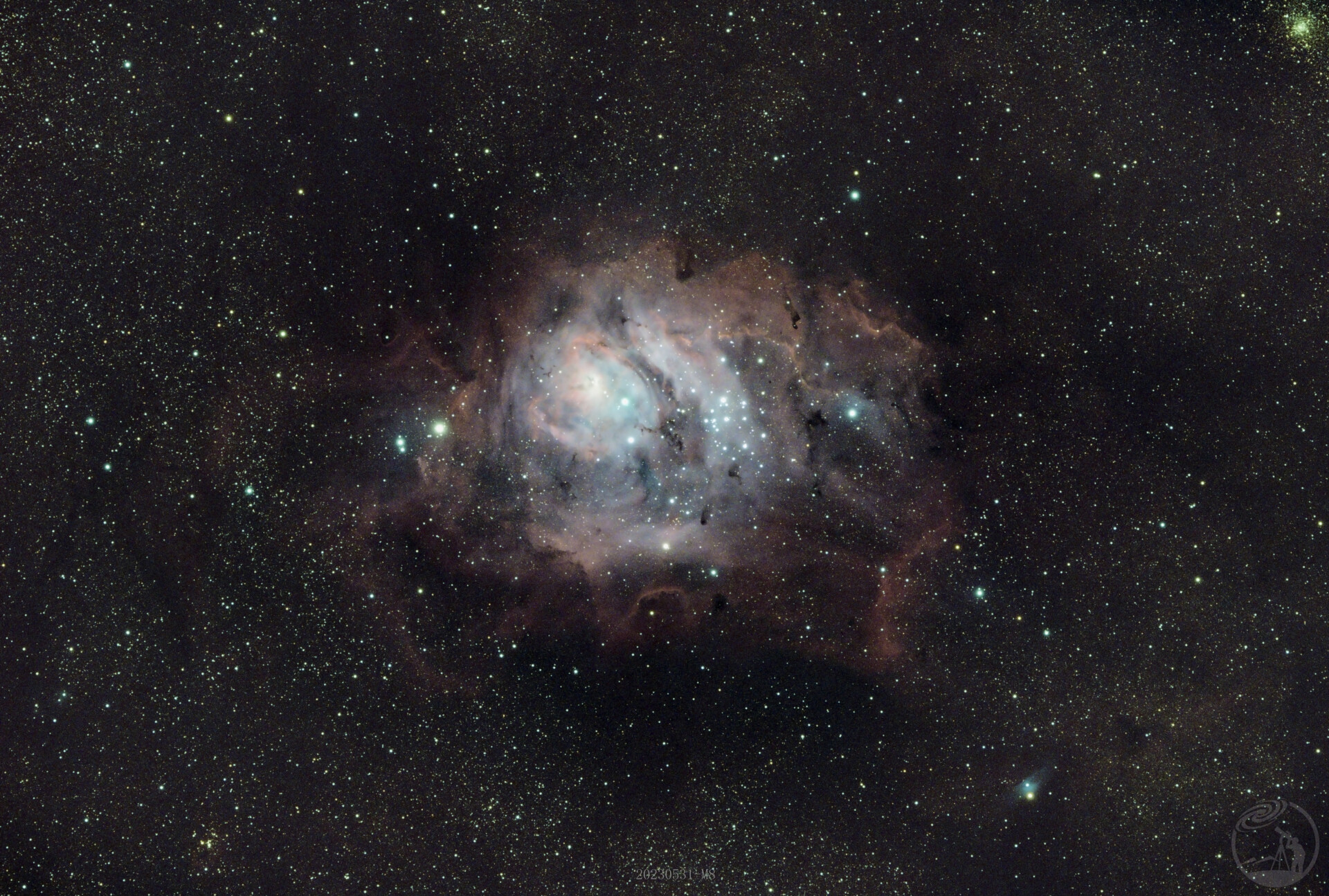 礁湖星云M8