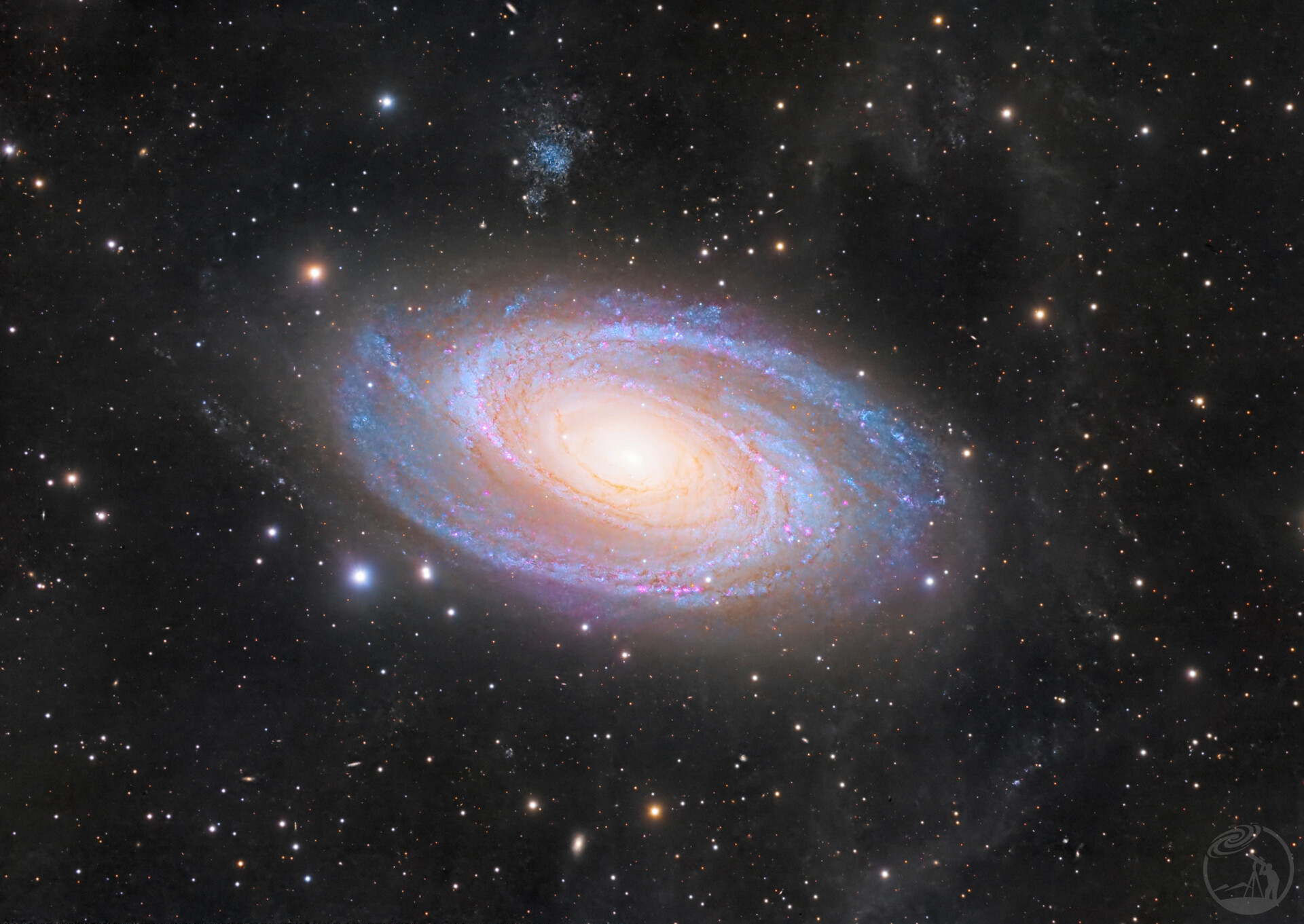 M81波德星系——纪念消失的苹925