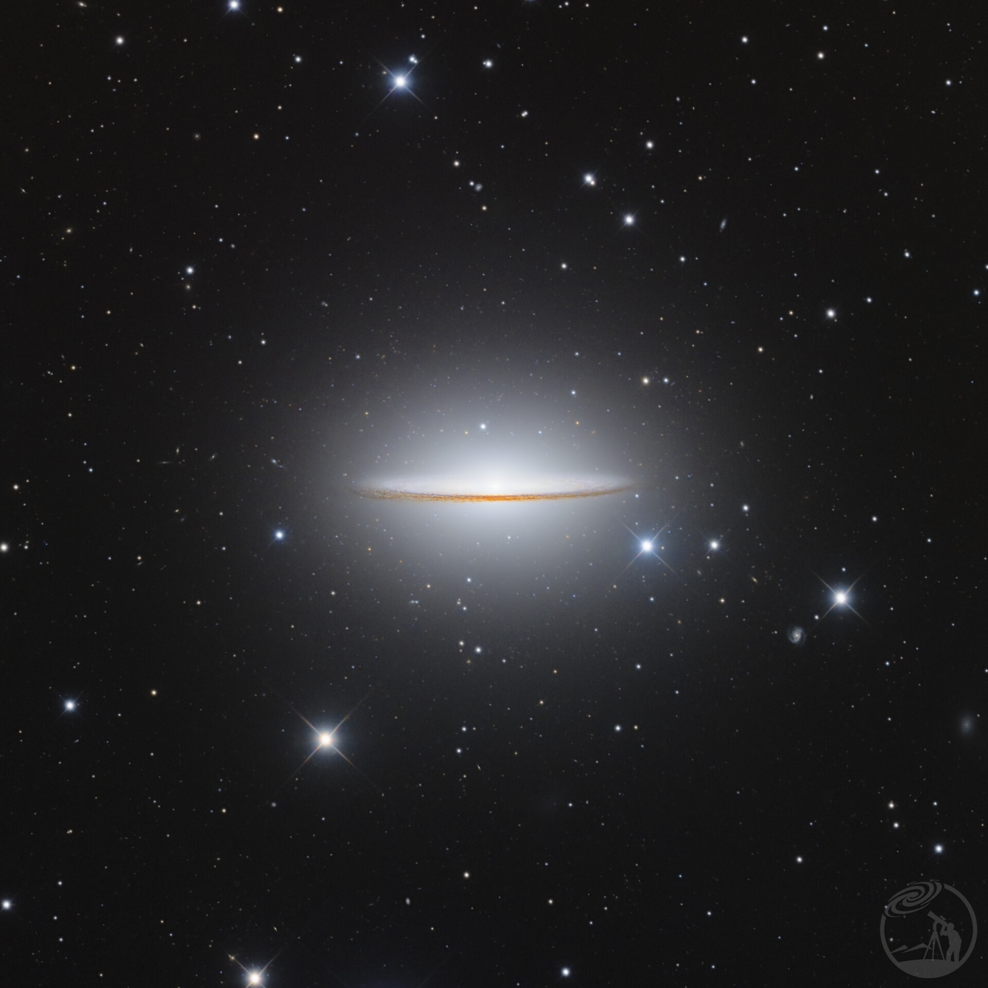 M104草帽星系