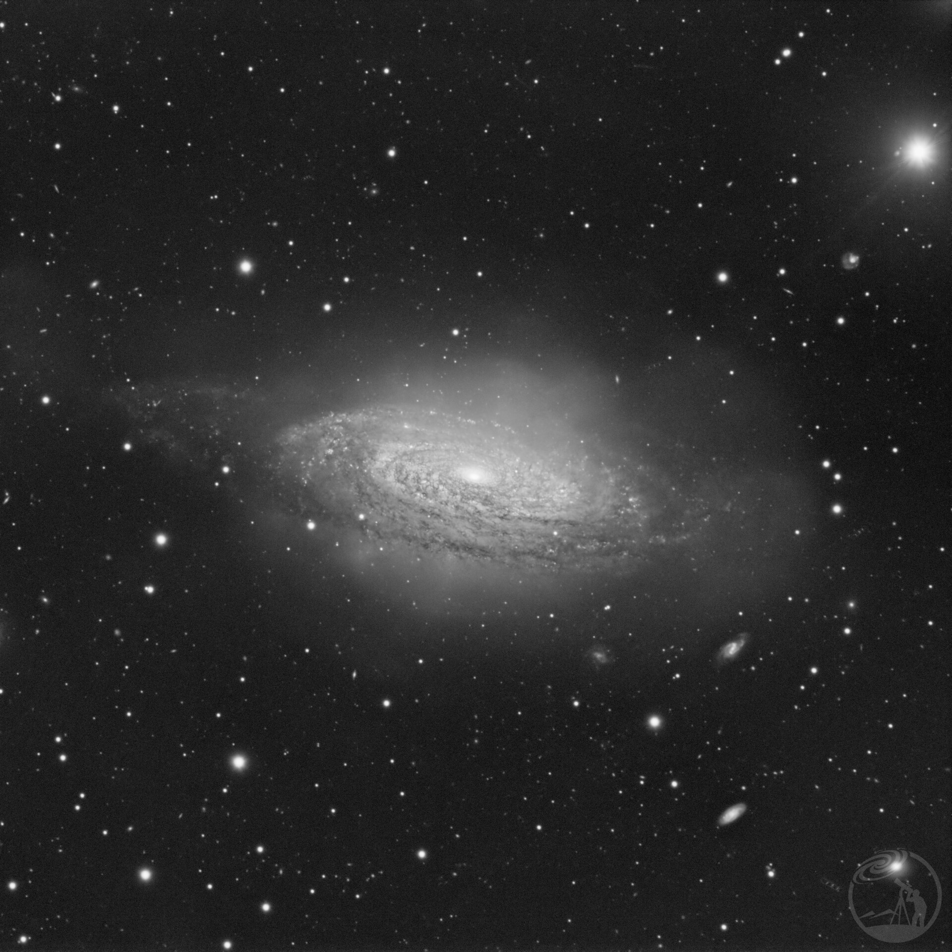 NGC3521