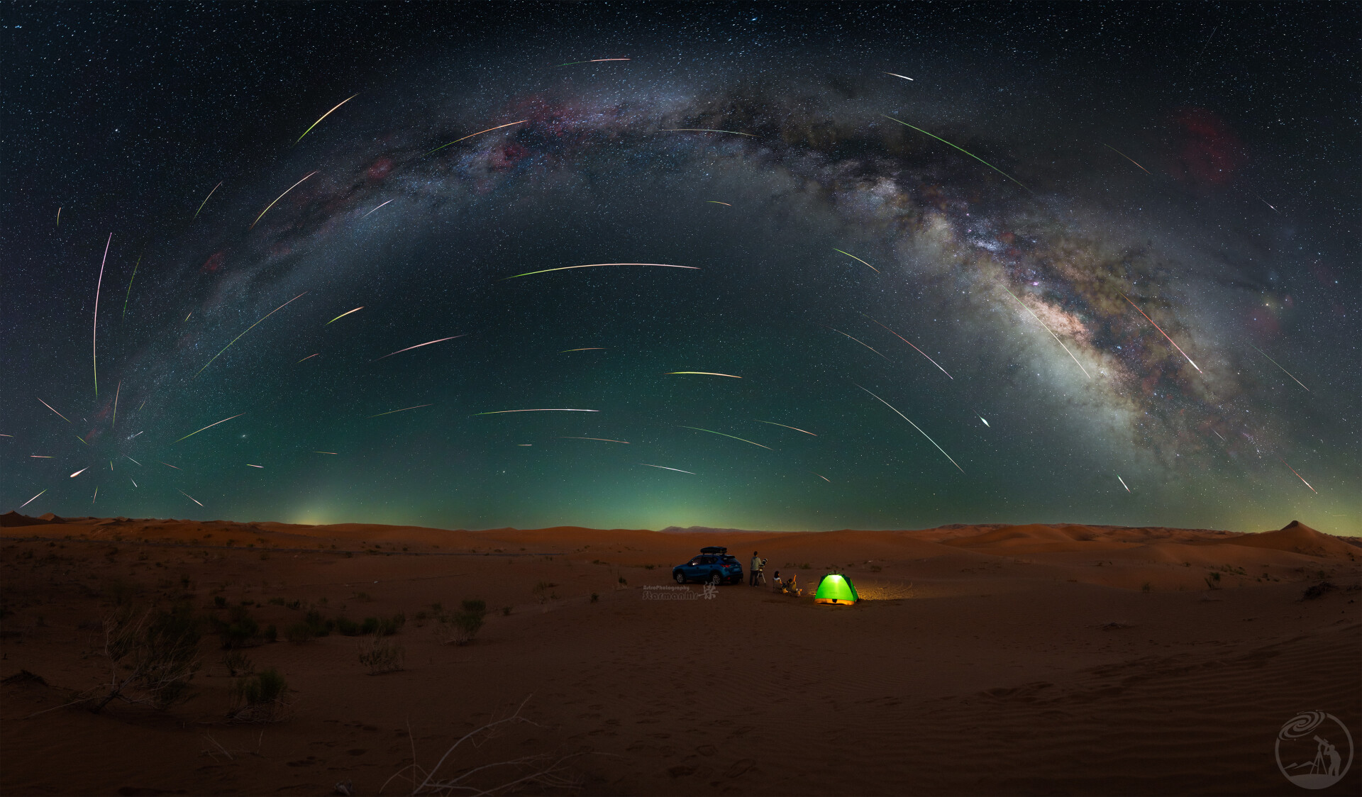 星陨如雨-腾格里沙漠2023英仙座流星雨