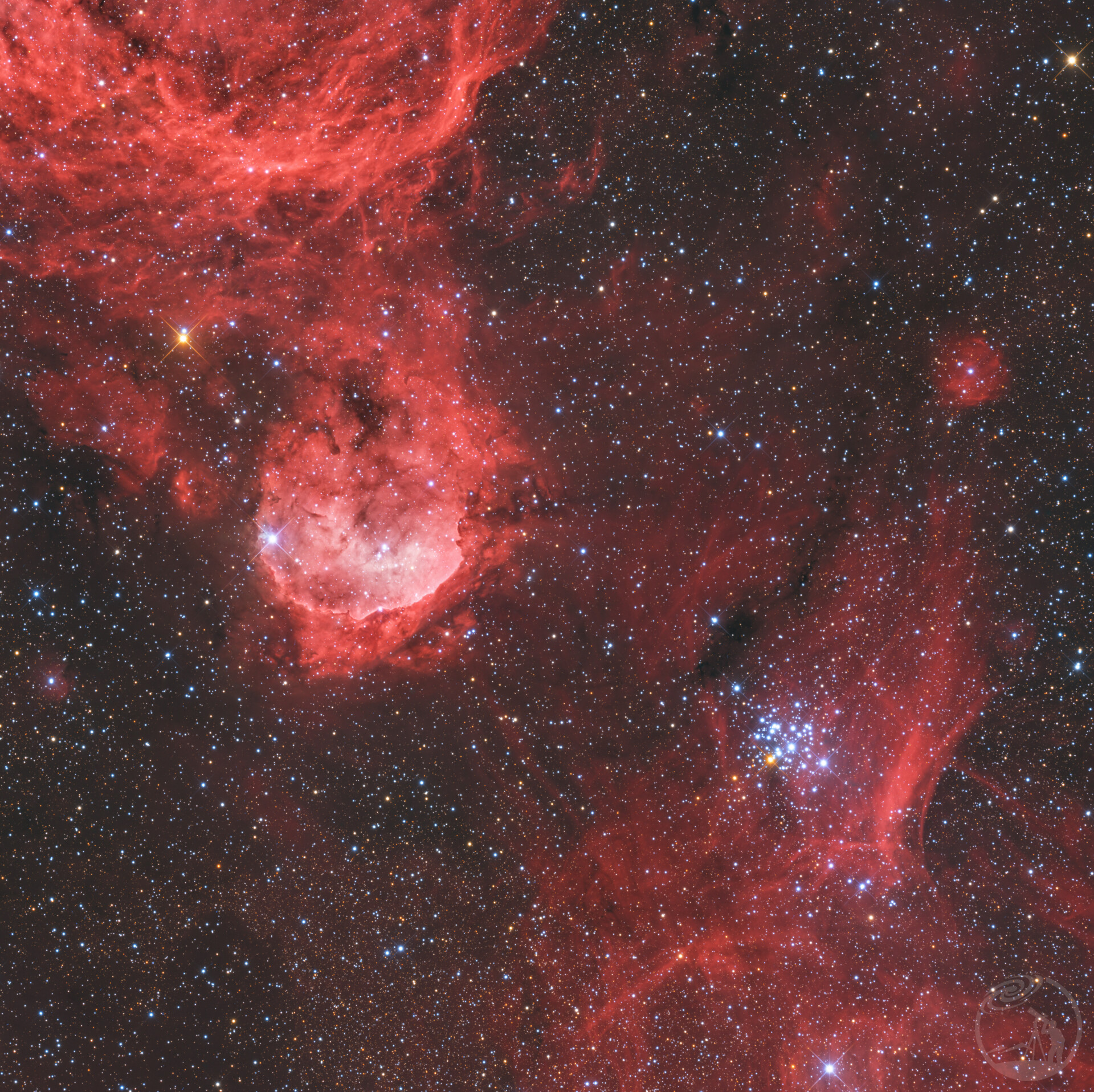 NGC3324红宝石