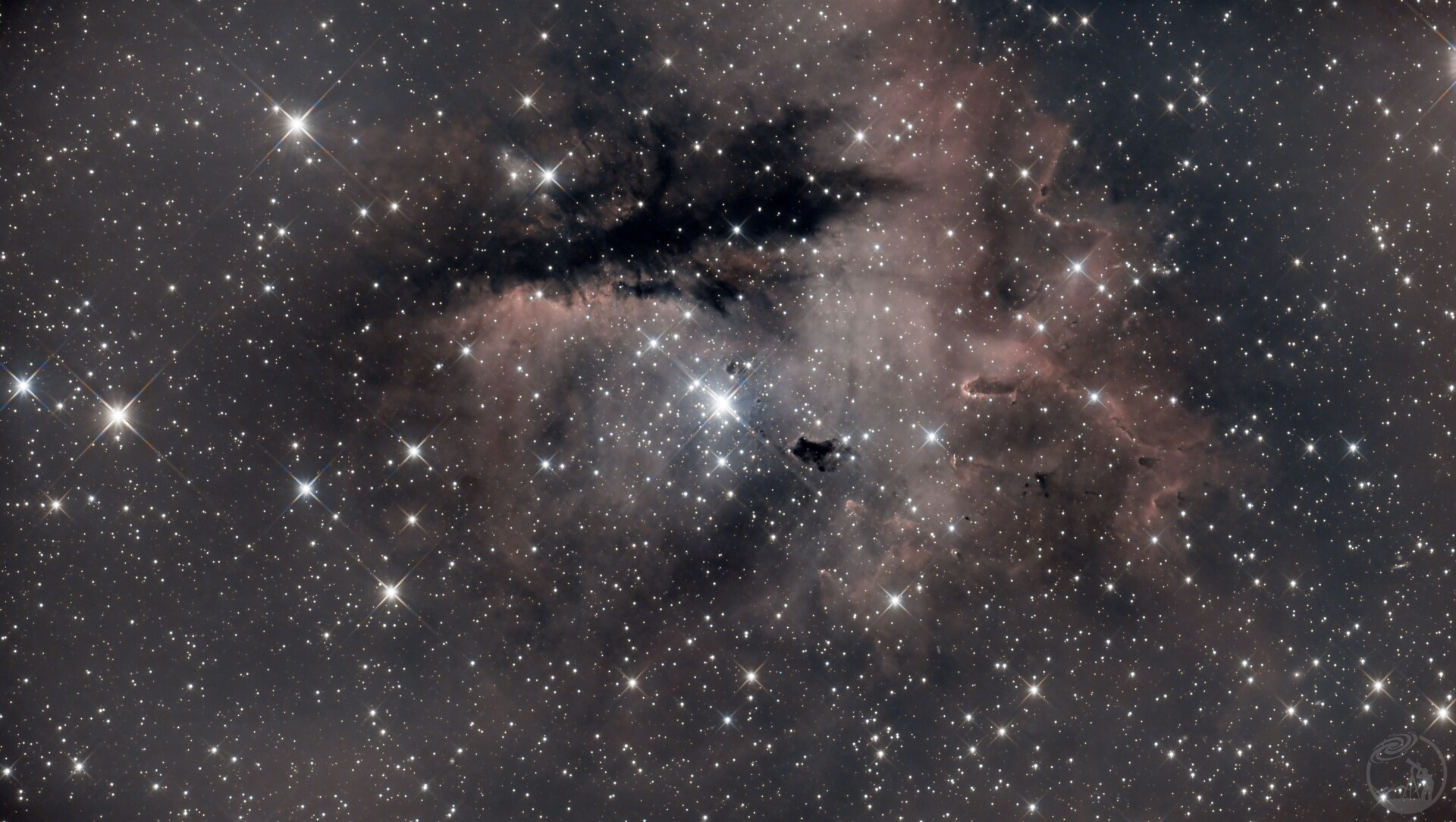 7小时曝光 NGC 281