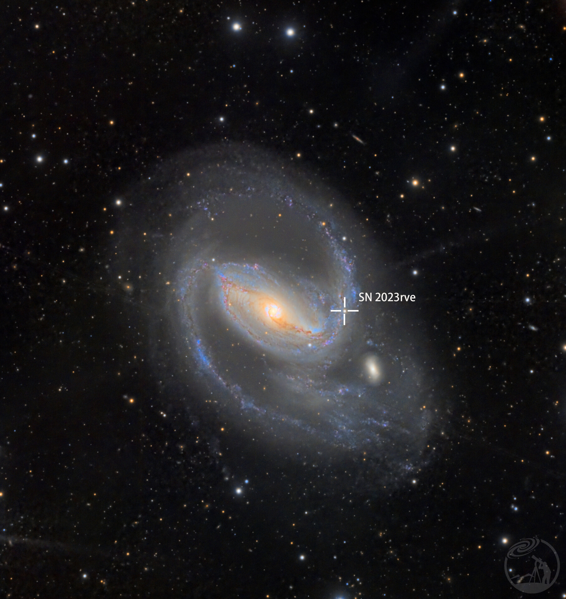 NGC 1097和新星