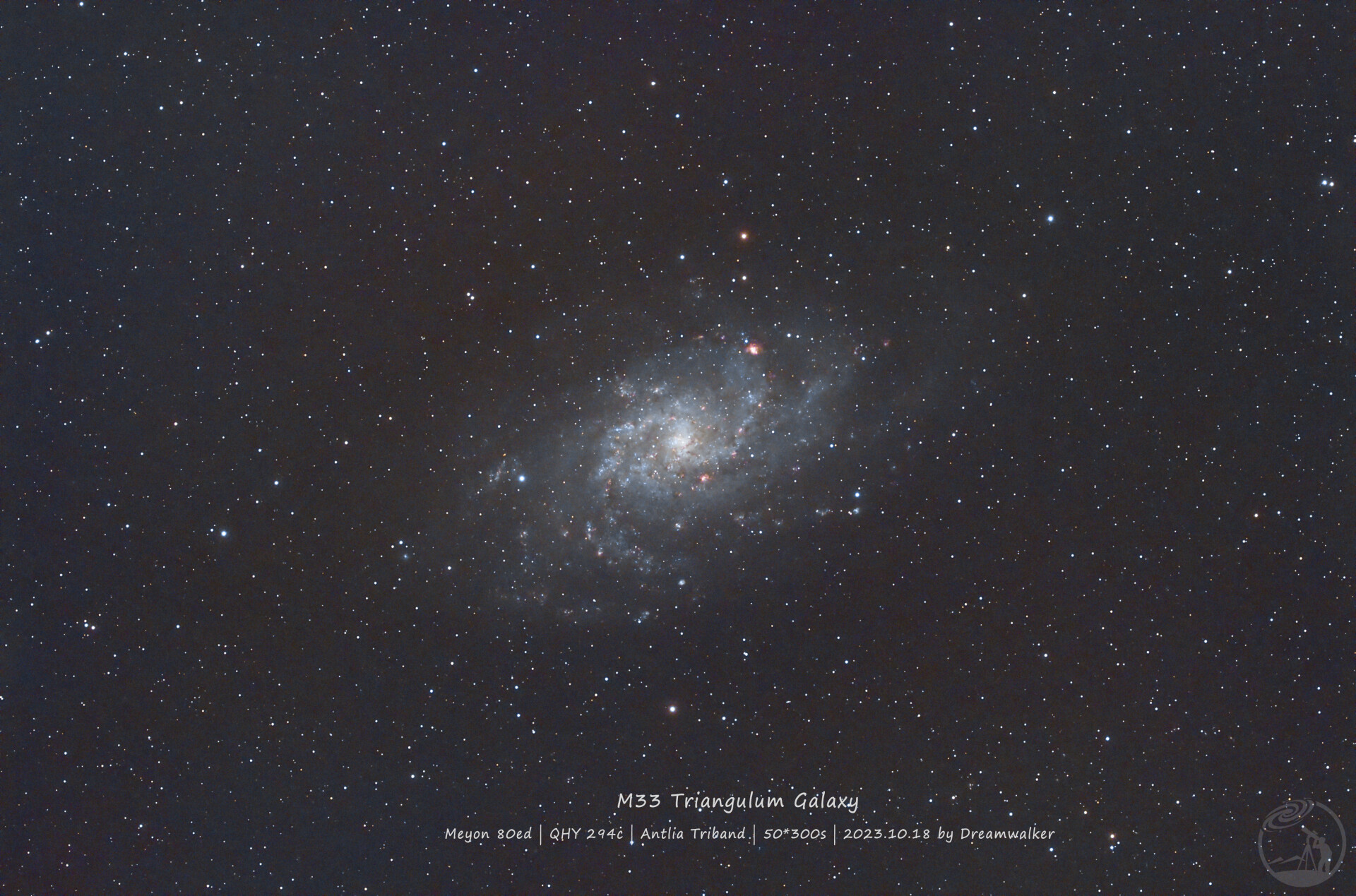 m33三角星系