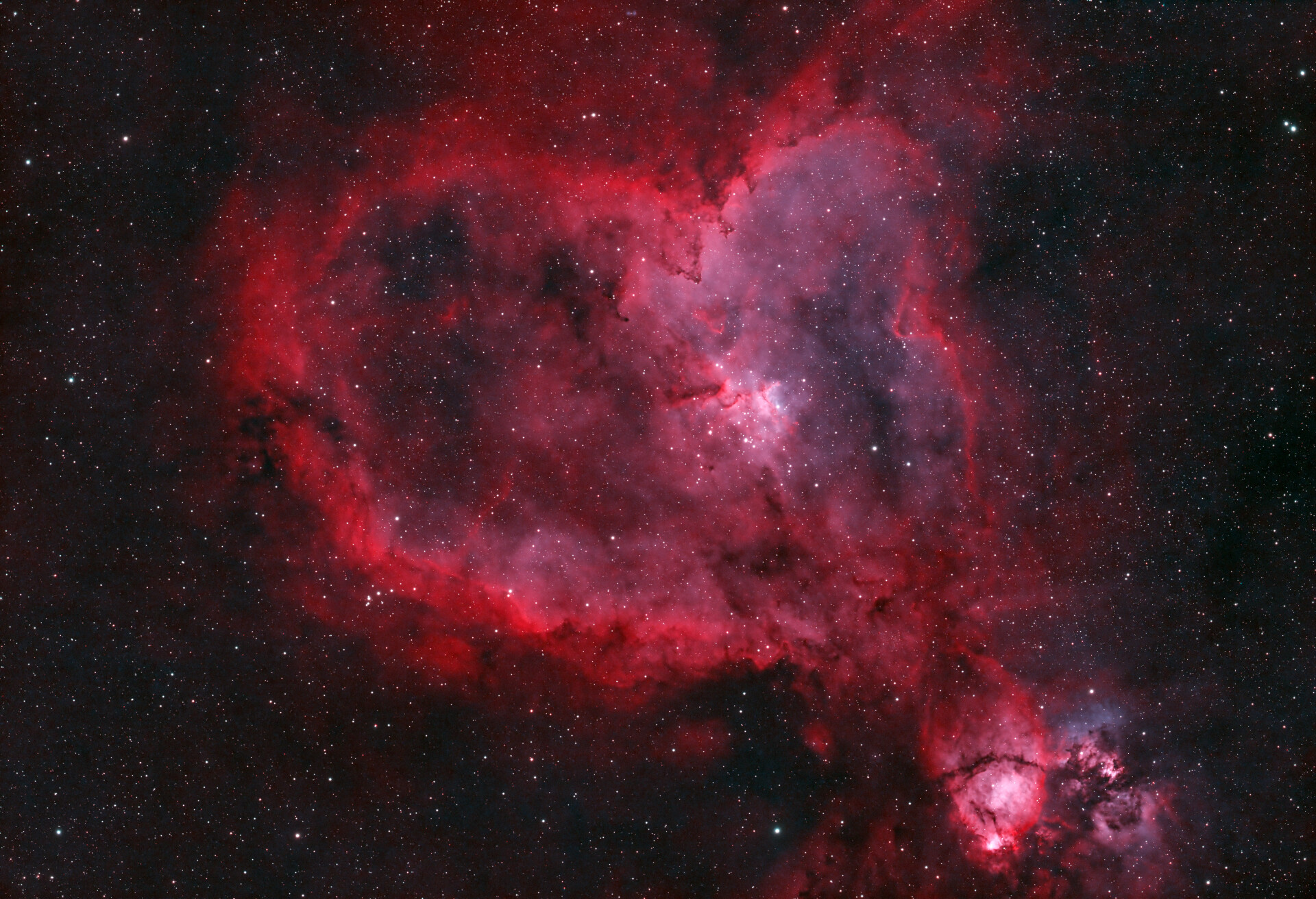 心脏星云 IC1805