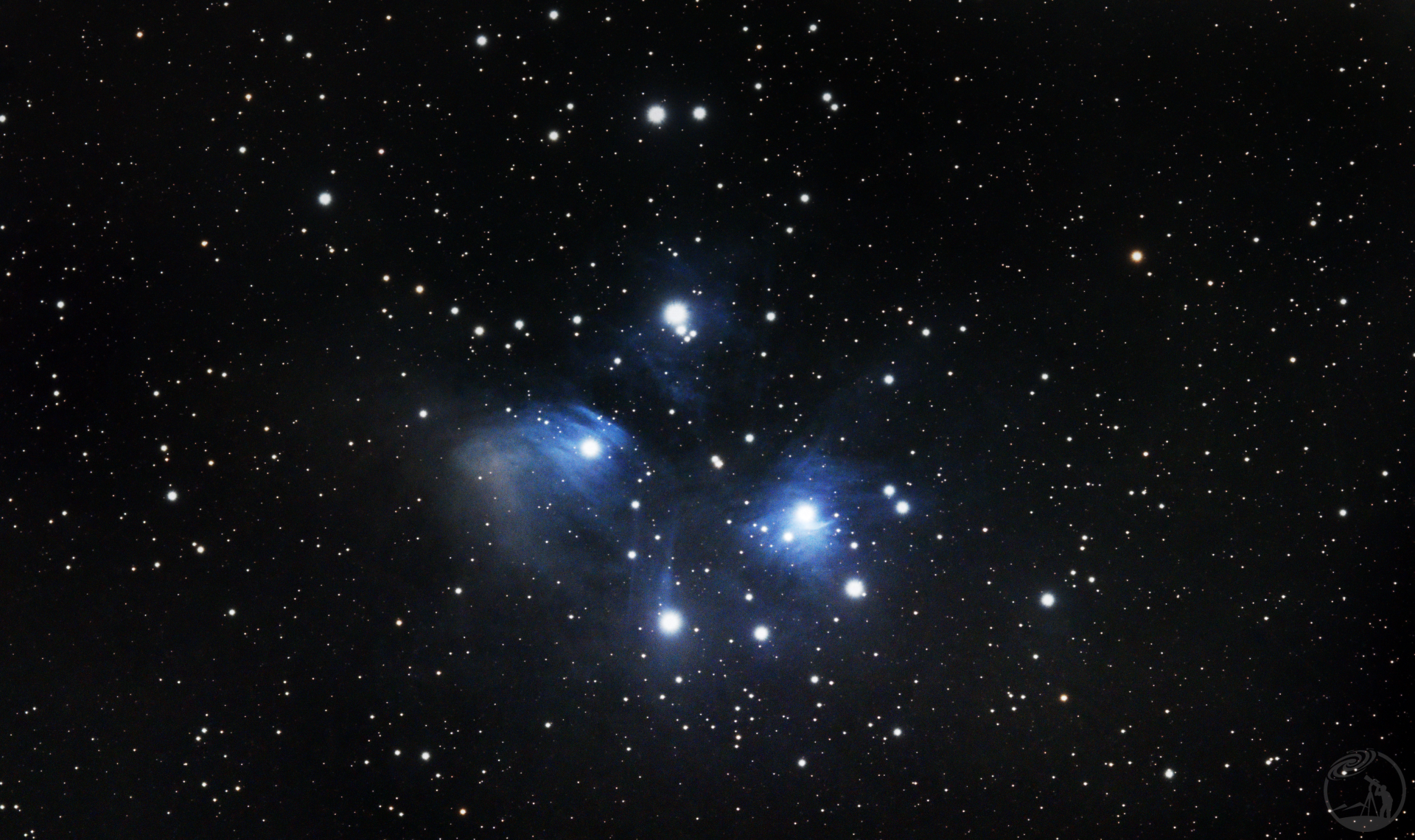 M45 昴星团