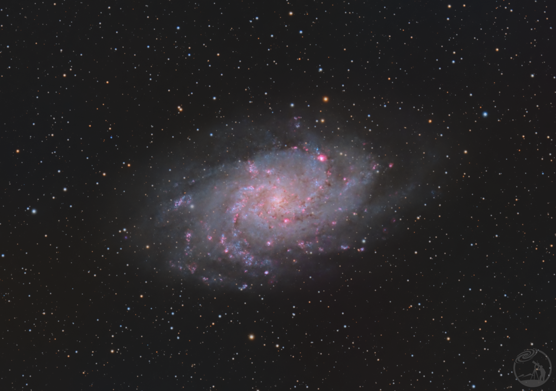 m33三角座