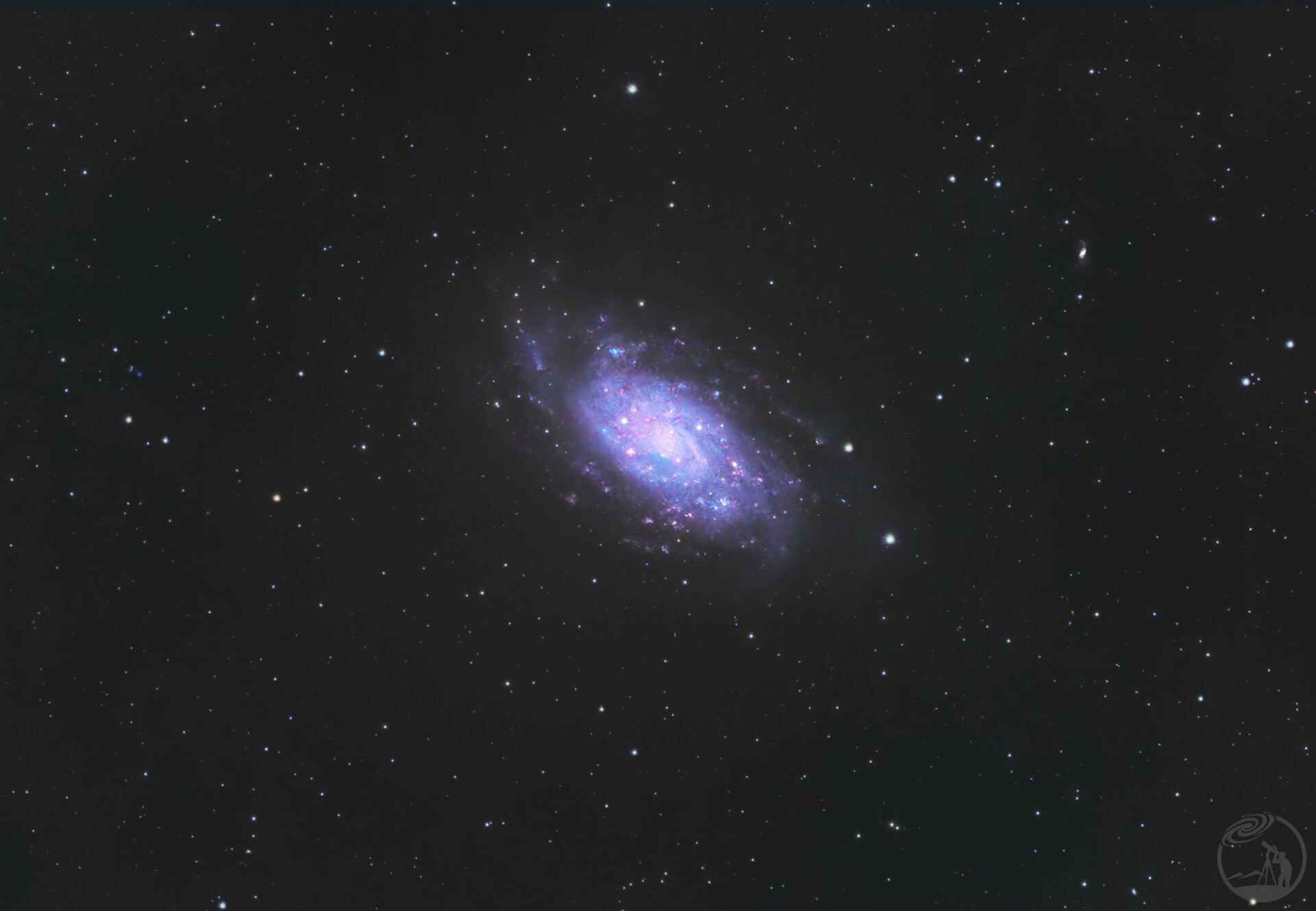 NGC2403