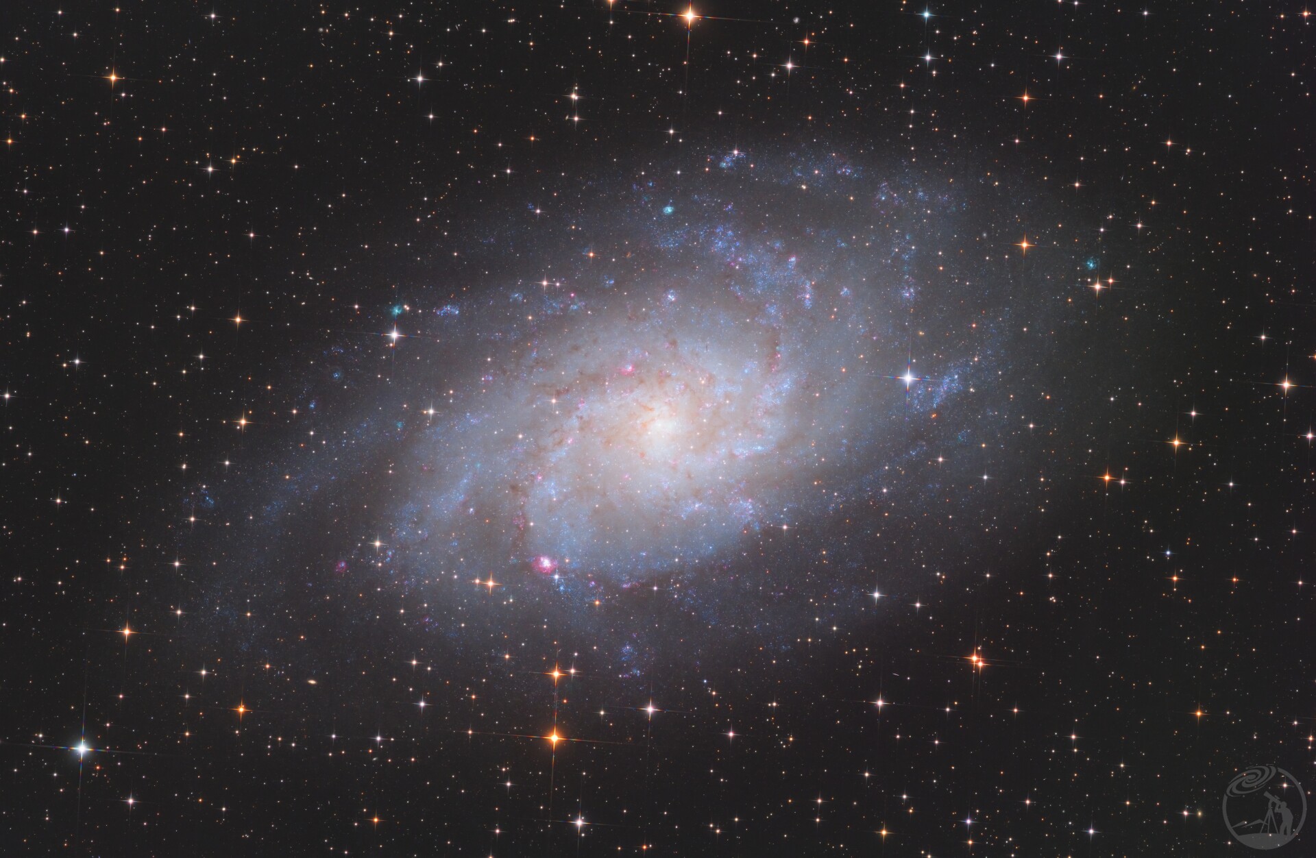 M33