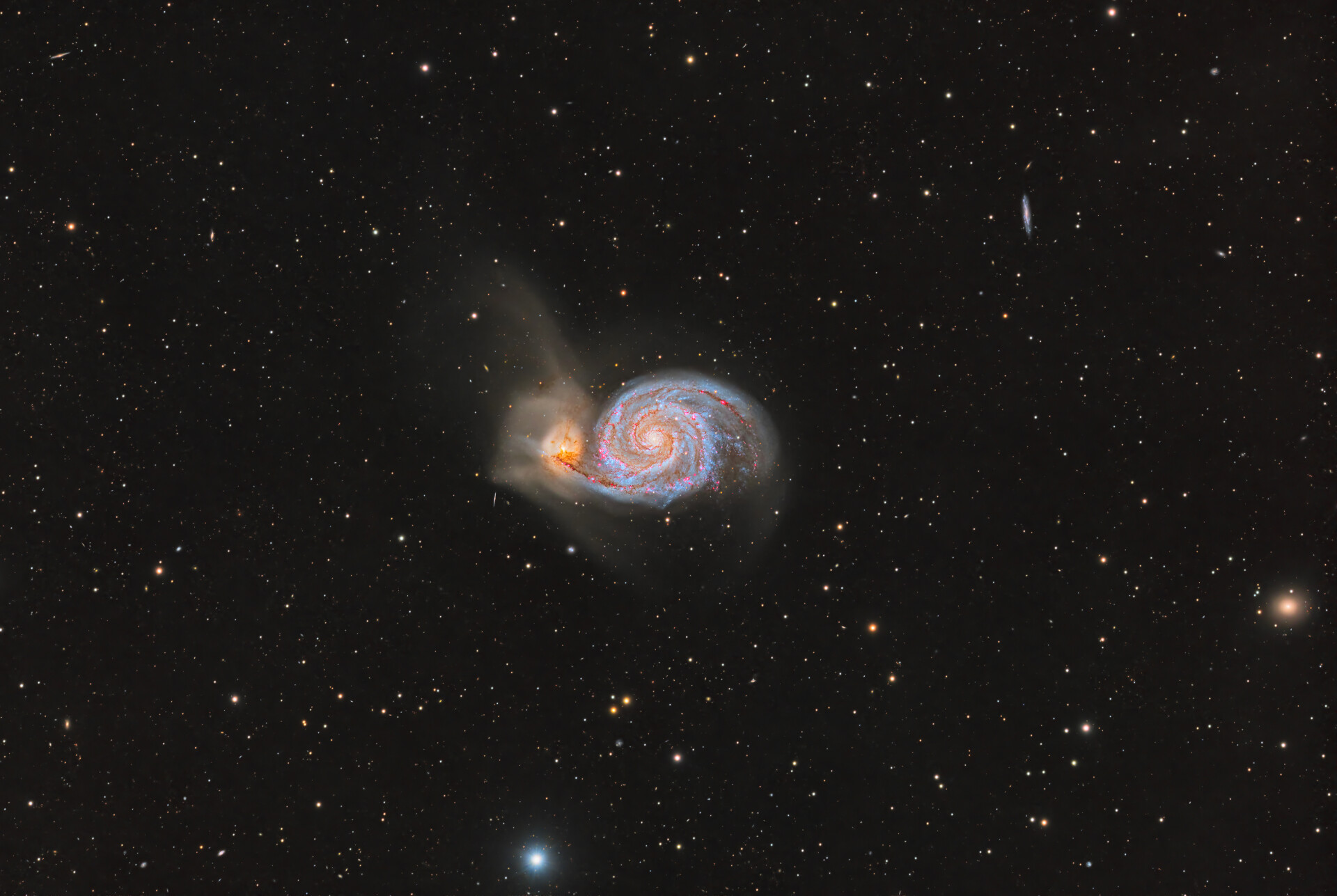 M51及周围的小星系们